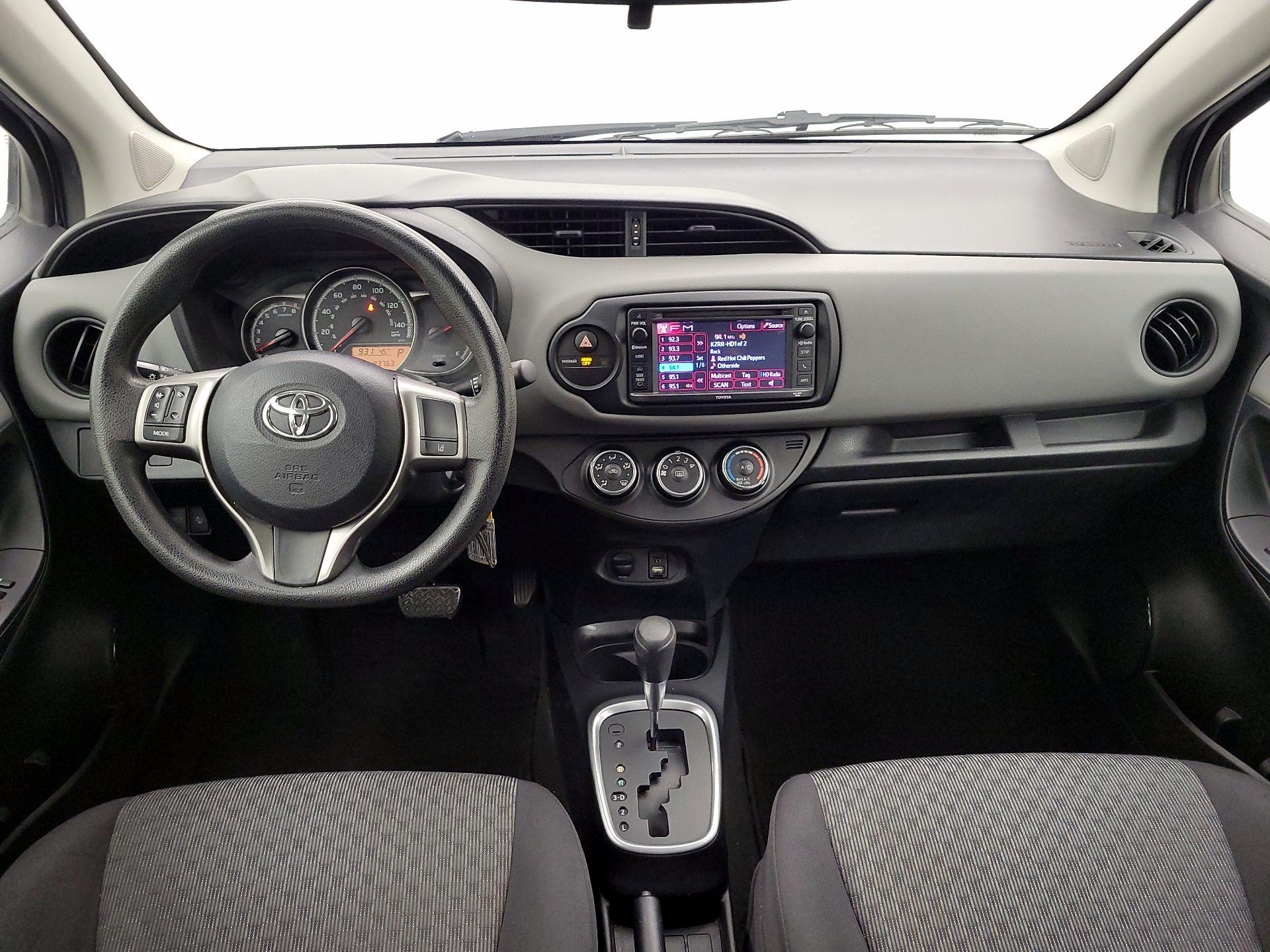 Thumbnail: 2017 Toyota Yaris - 8