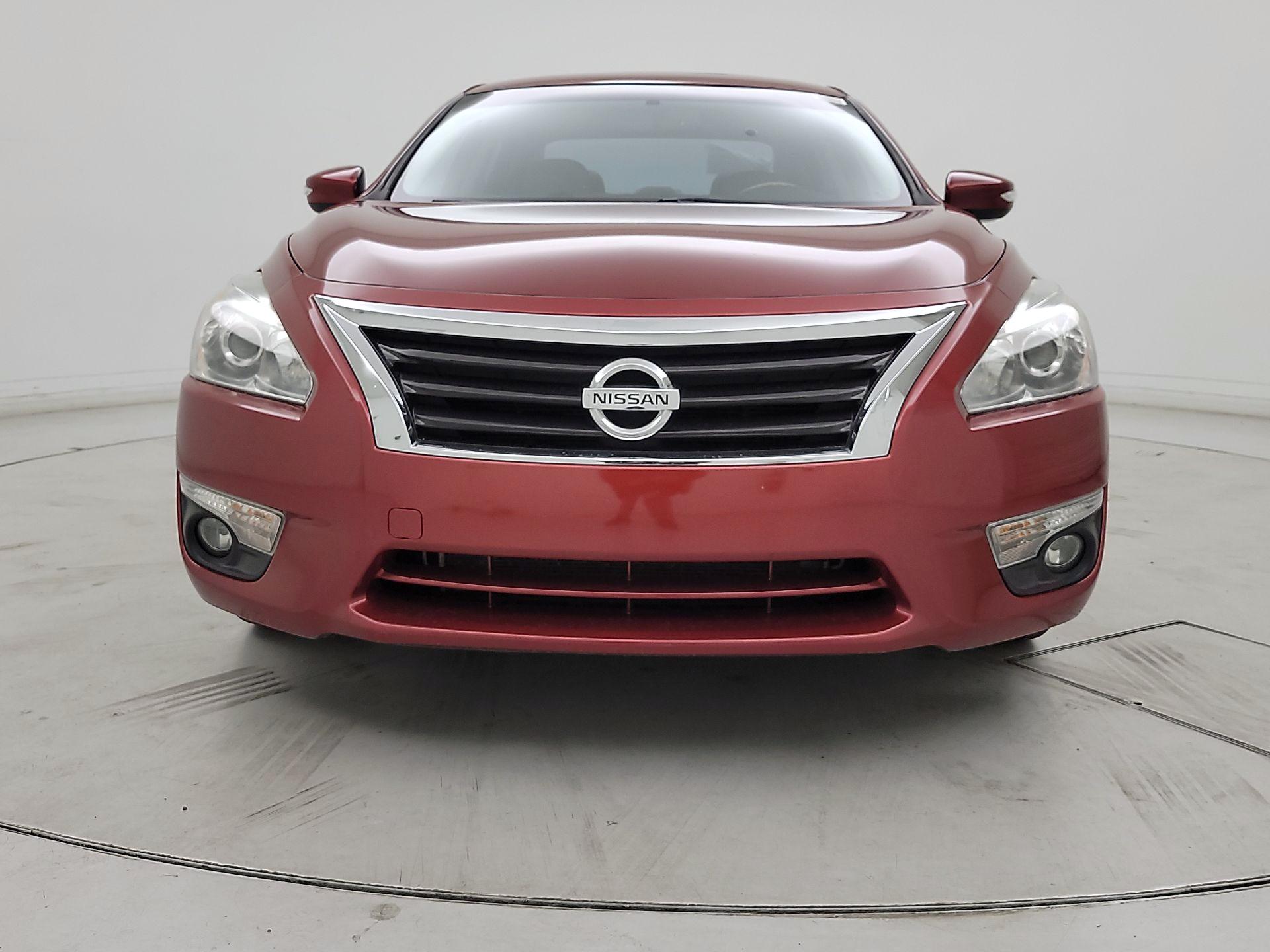 Thumbnail: 2015 Nissan Altima - 2