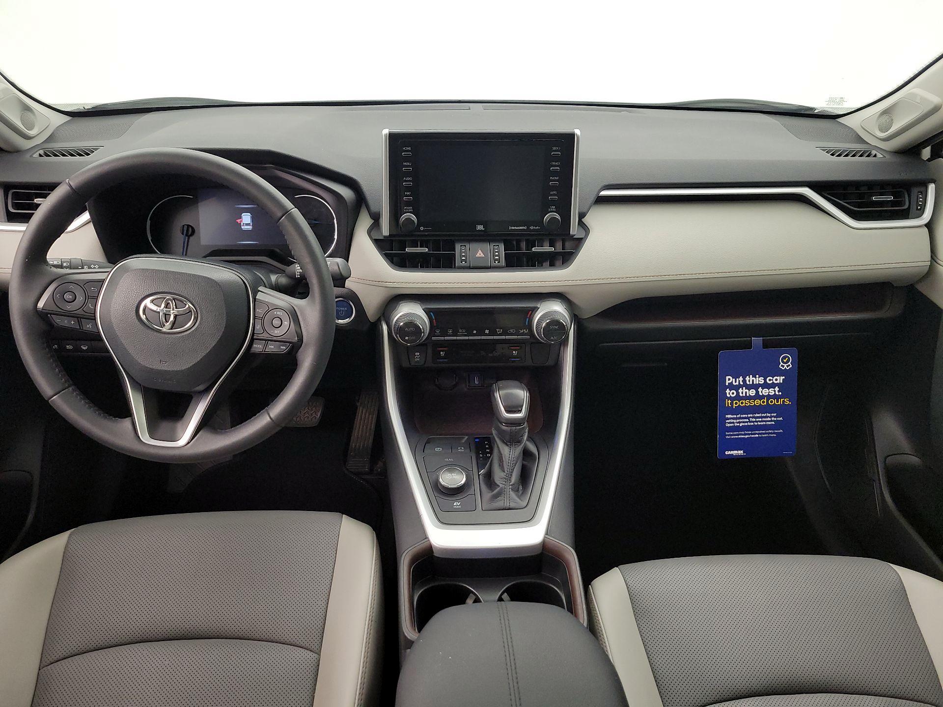 Thumbnail: 2021 Toyota RAV4 - 9