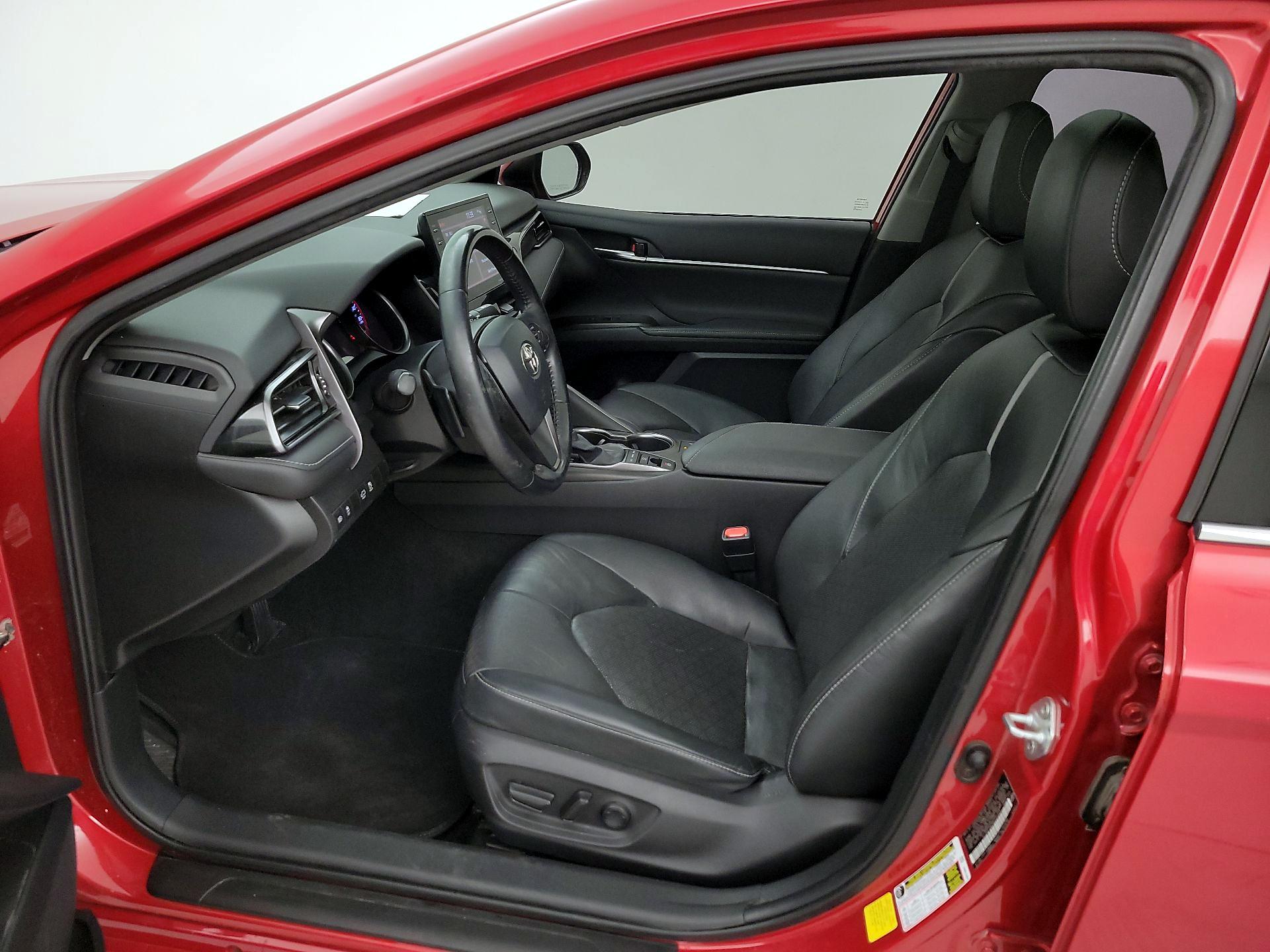 Thumbnail: 2021 Toyota Camry - 11