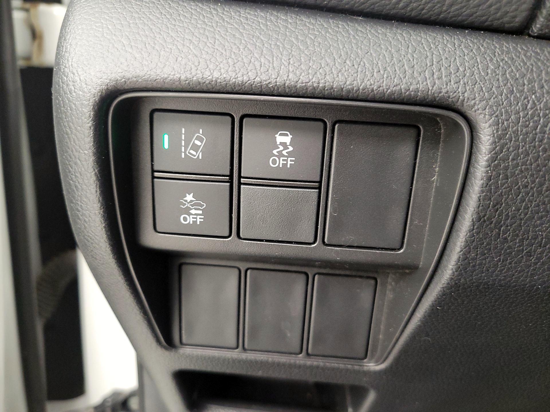 Thumbnail: 2018 Honda CR-V - 13