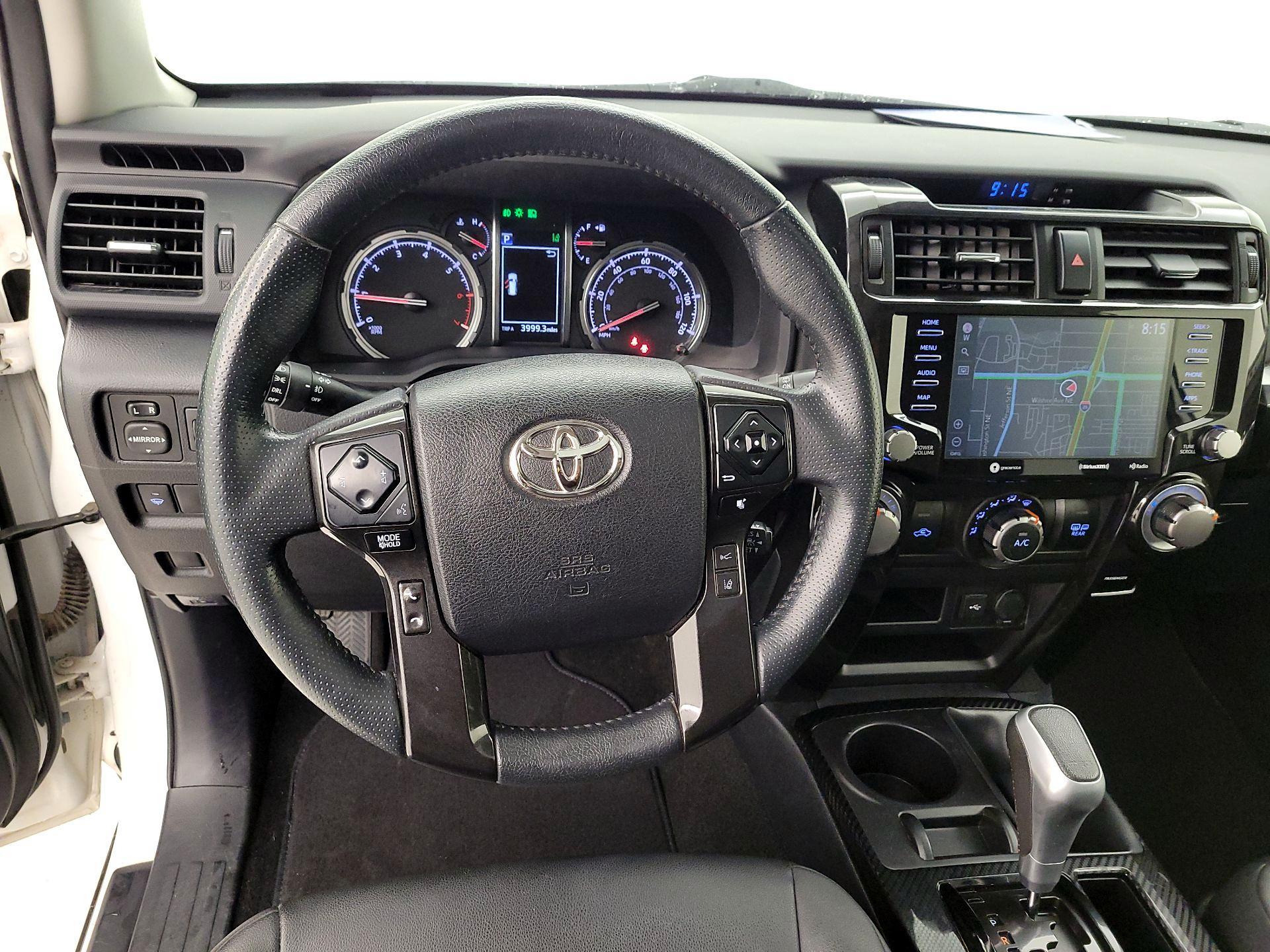 Thumbnail: 2020 Toyota 4Runner - 10