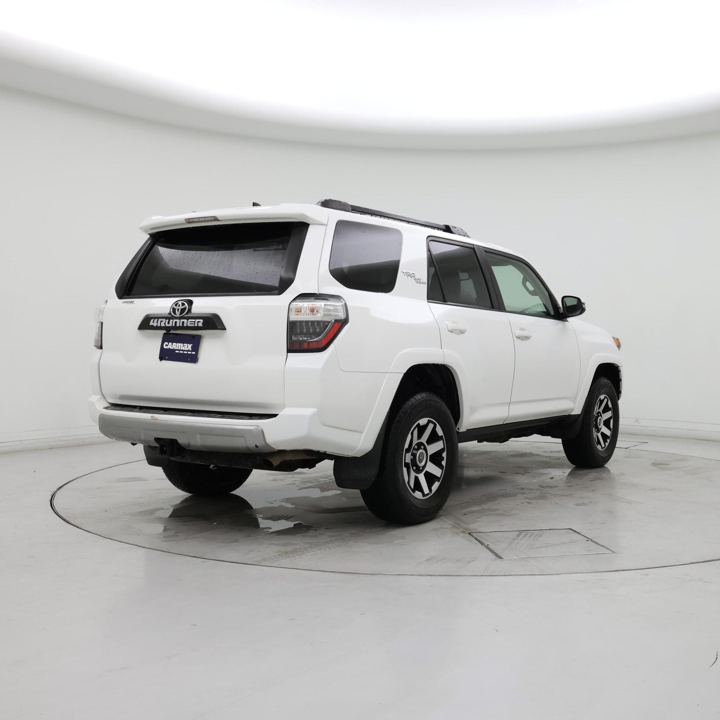 Thumbnail: 2020 Toyota 4Runner - 8