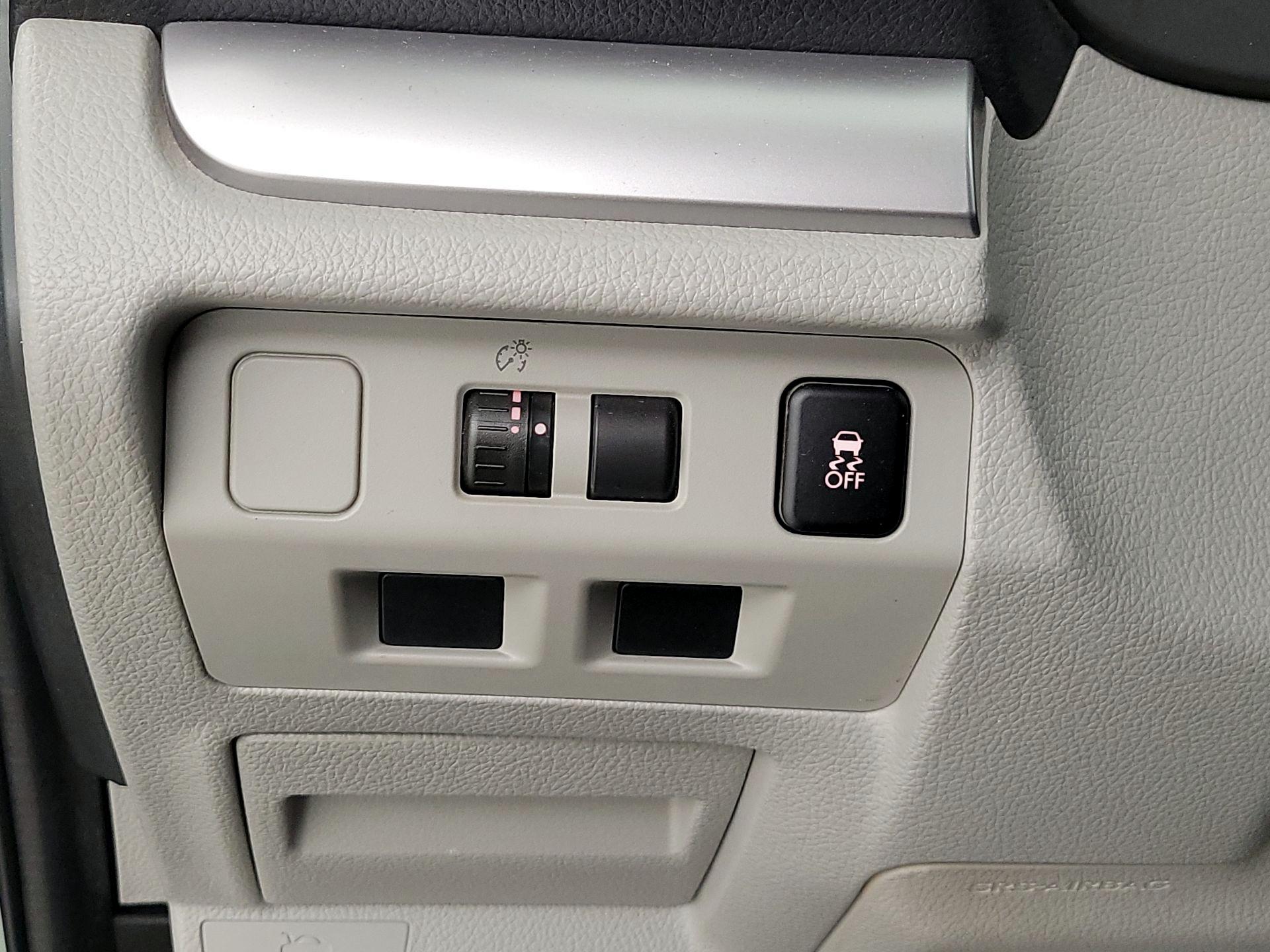 Thumbnail: 2014 Subaru Forester - 13