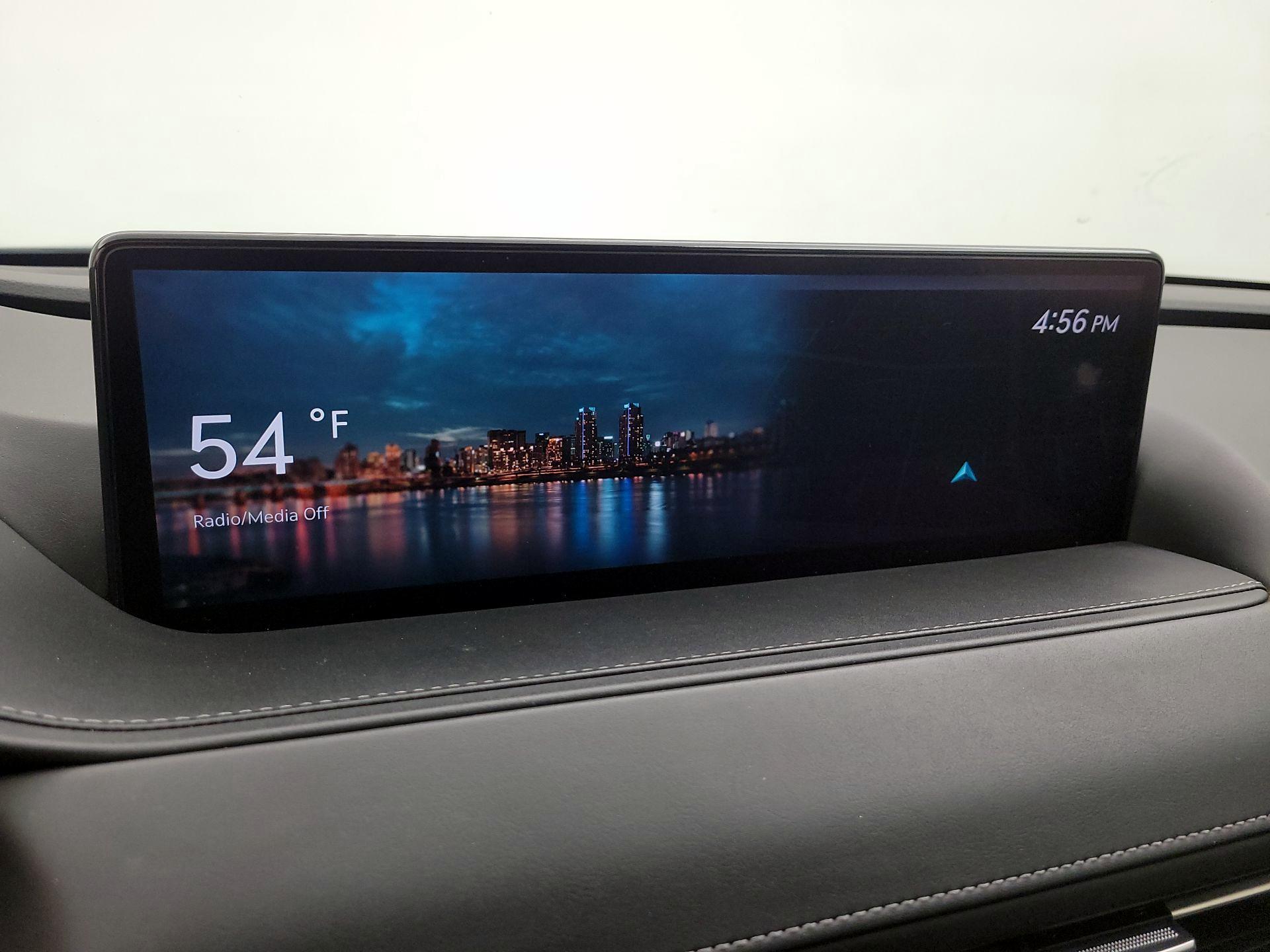 Thumbnail: 2021 Genesis G80 - 13