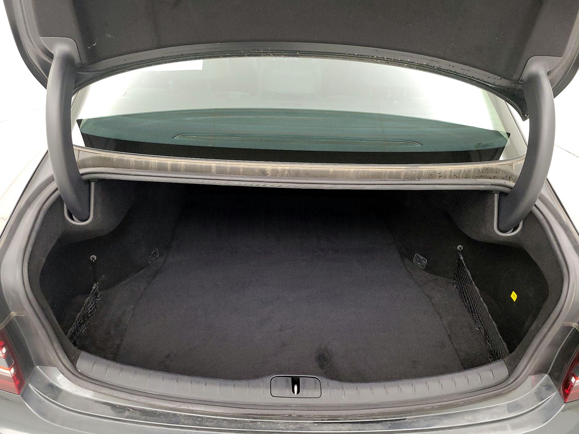 Thumbnail: 2021 Genesis G80 - 16