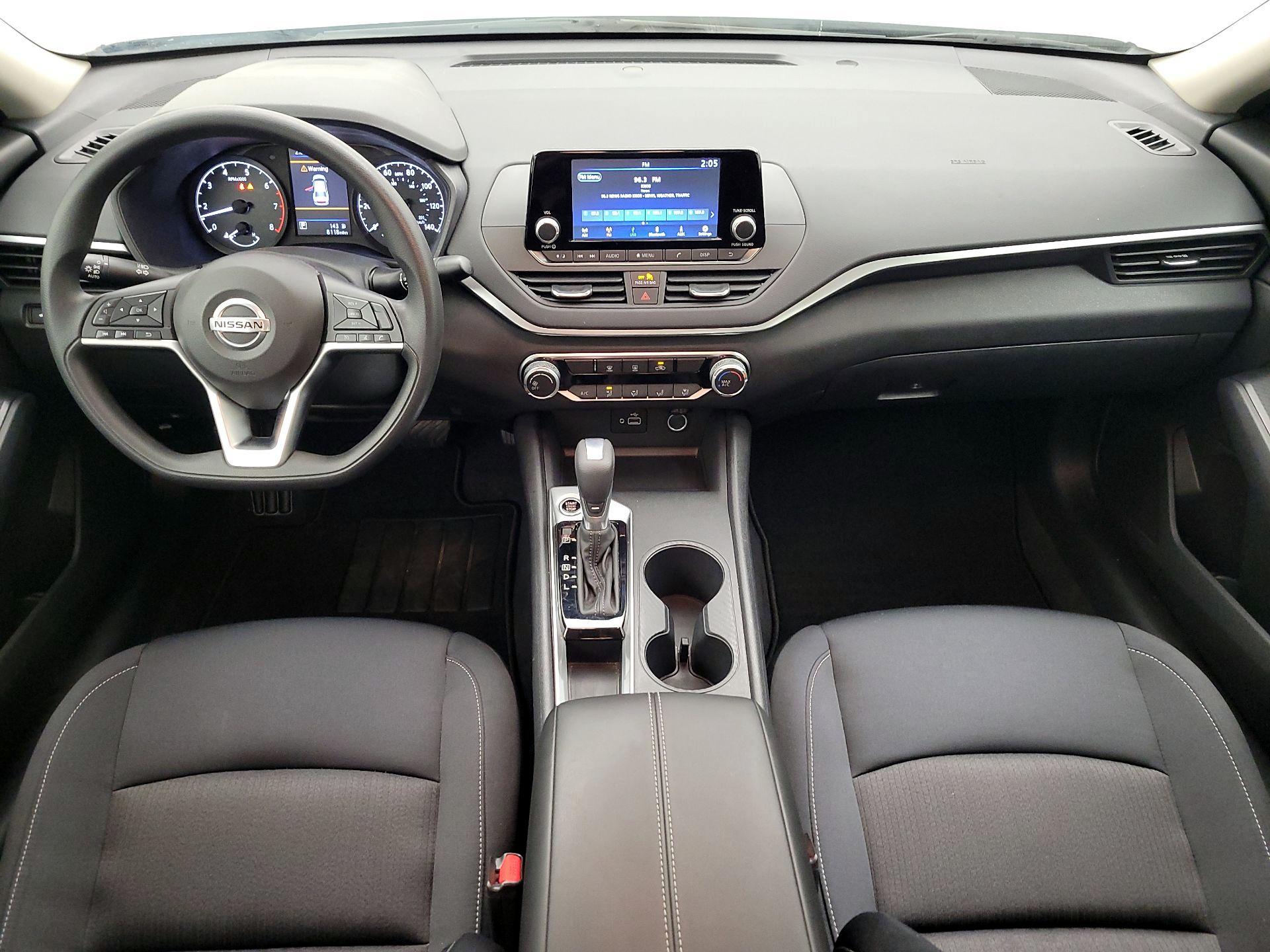 Thumbnail: 2021 Nissan Altima - 9