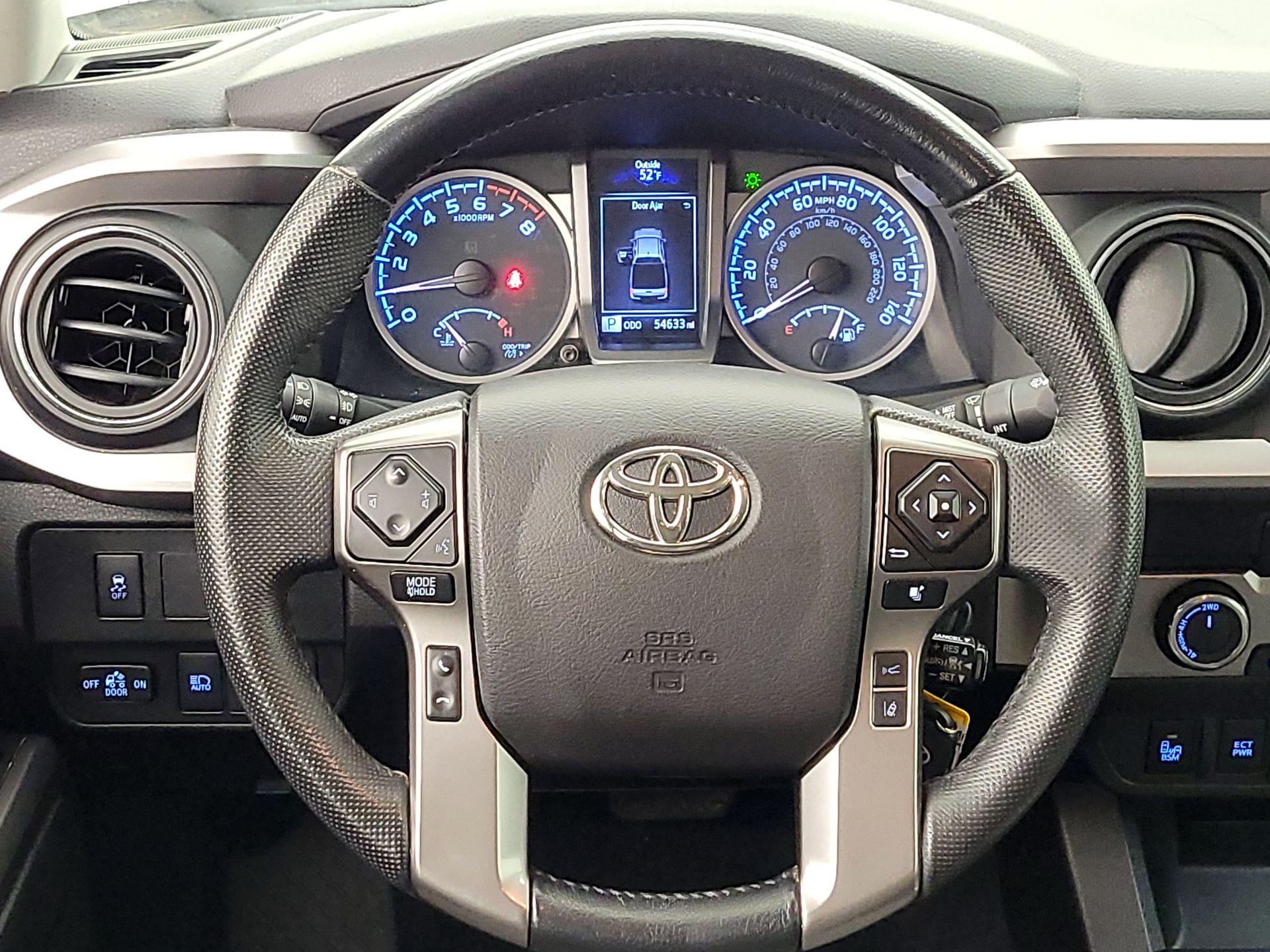 Thumbnail: 2022 Toyota Tacoma - 10