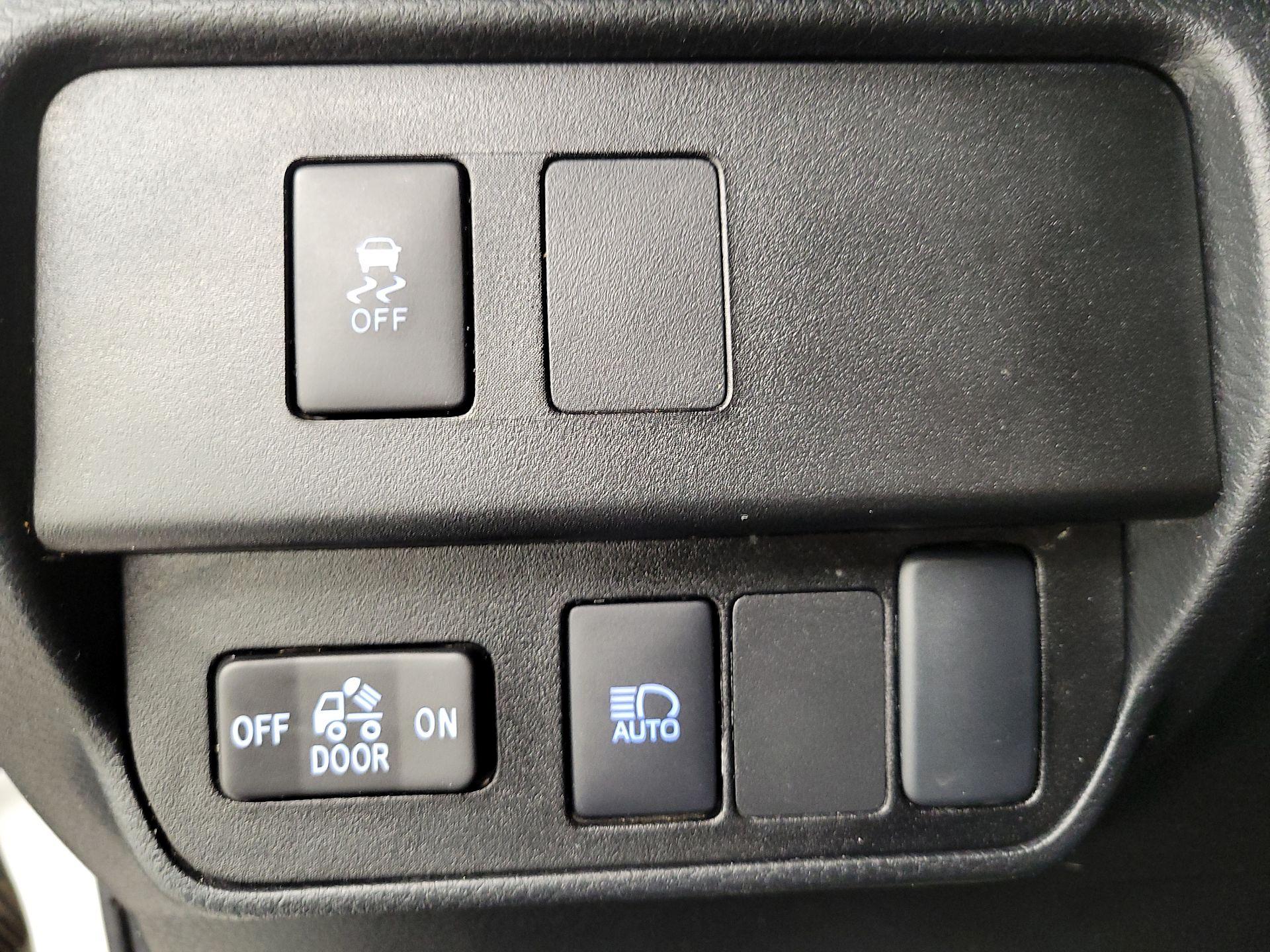 Thumbnail: 2022 Toyota Tacoma - 13