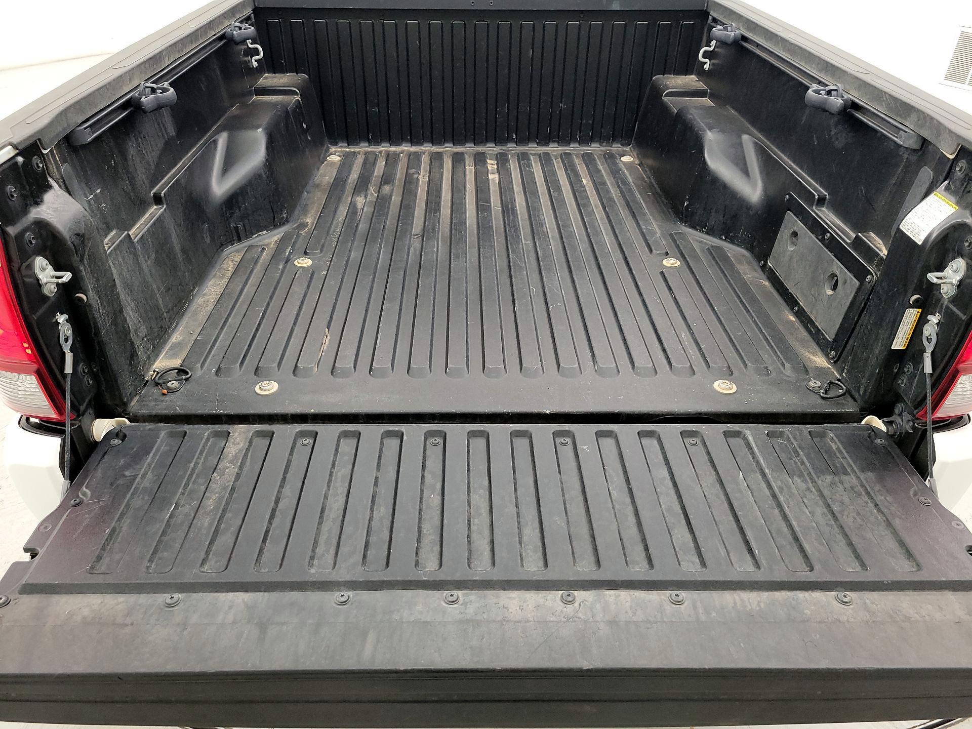 Thumbnail: 2022 Toyota Tacoma - 20