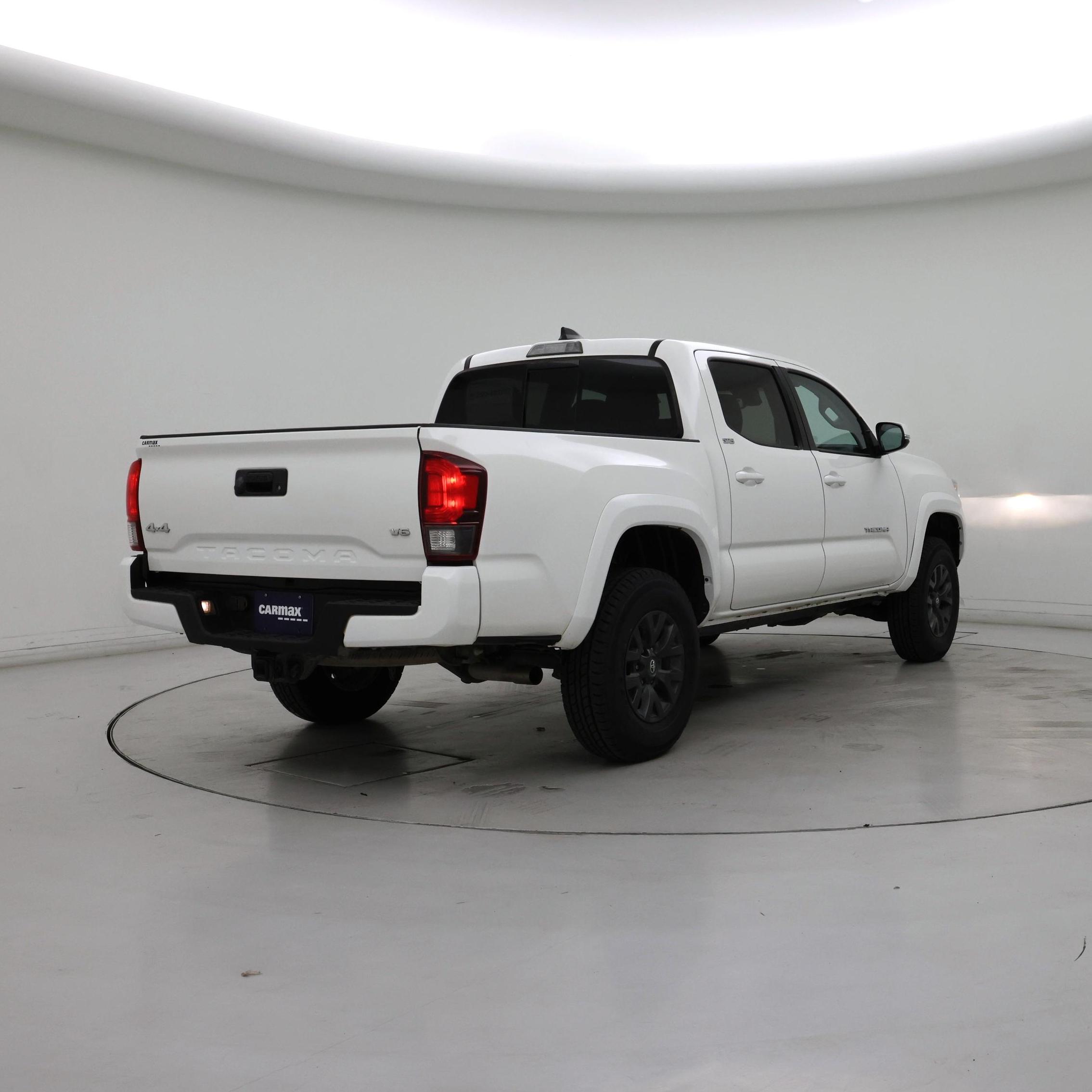 Thumbnail: 2022 Toyota Tacoma - 8