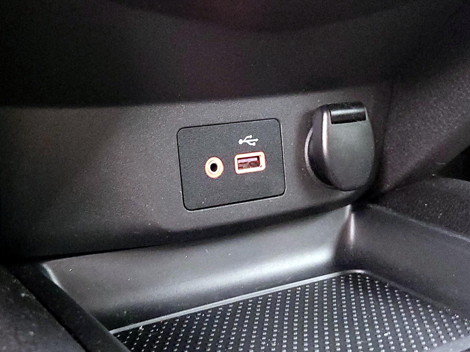 Thumbnail: 2021 Nissan Rogue Sport - 18