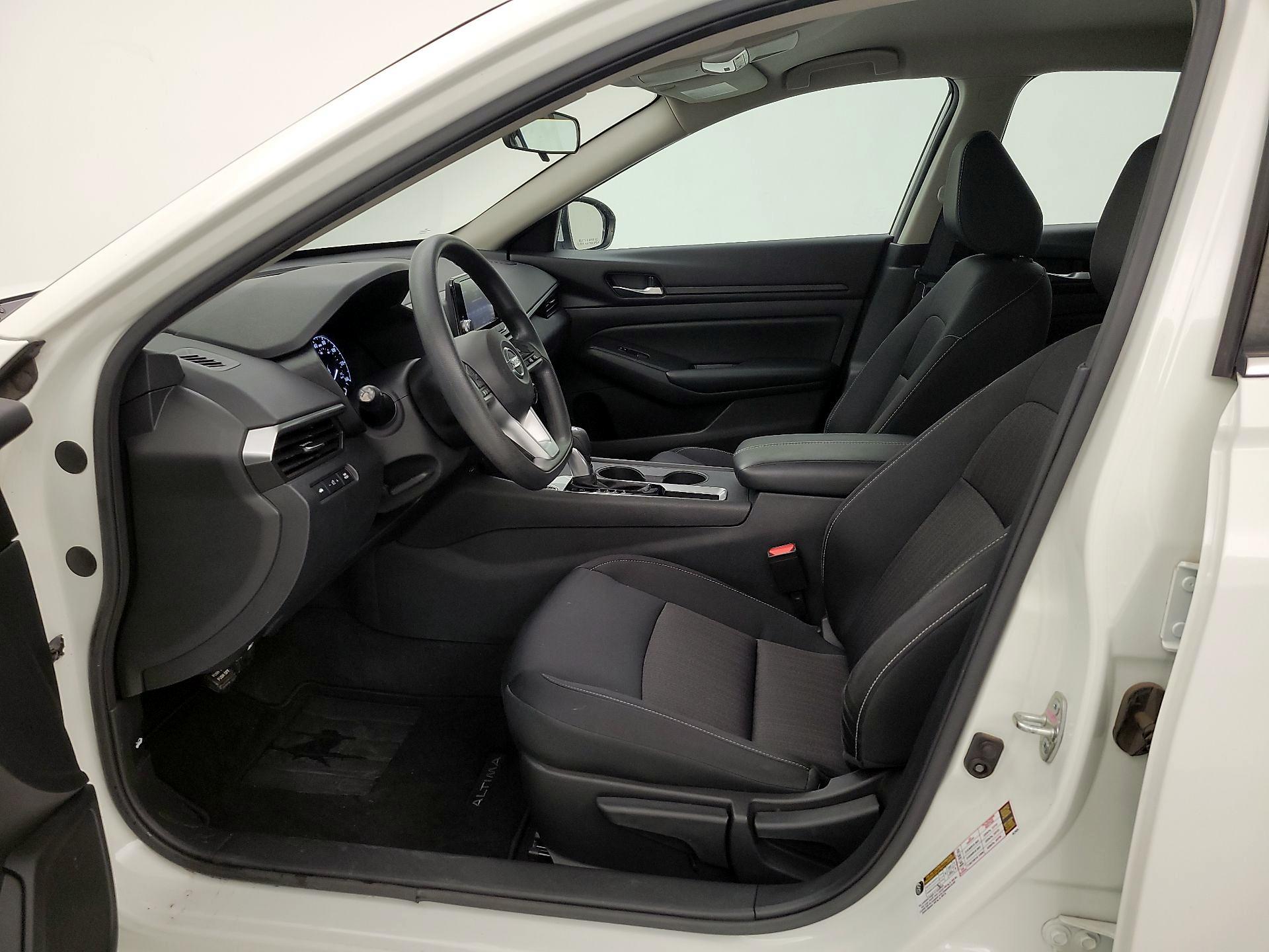 Thumbnail: 2021 Nissan Altima - 11