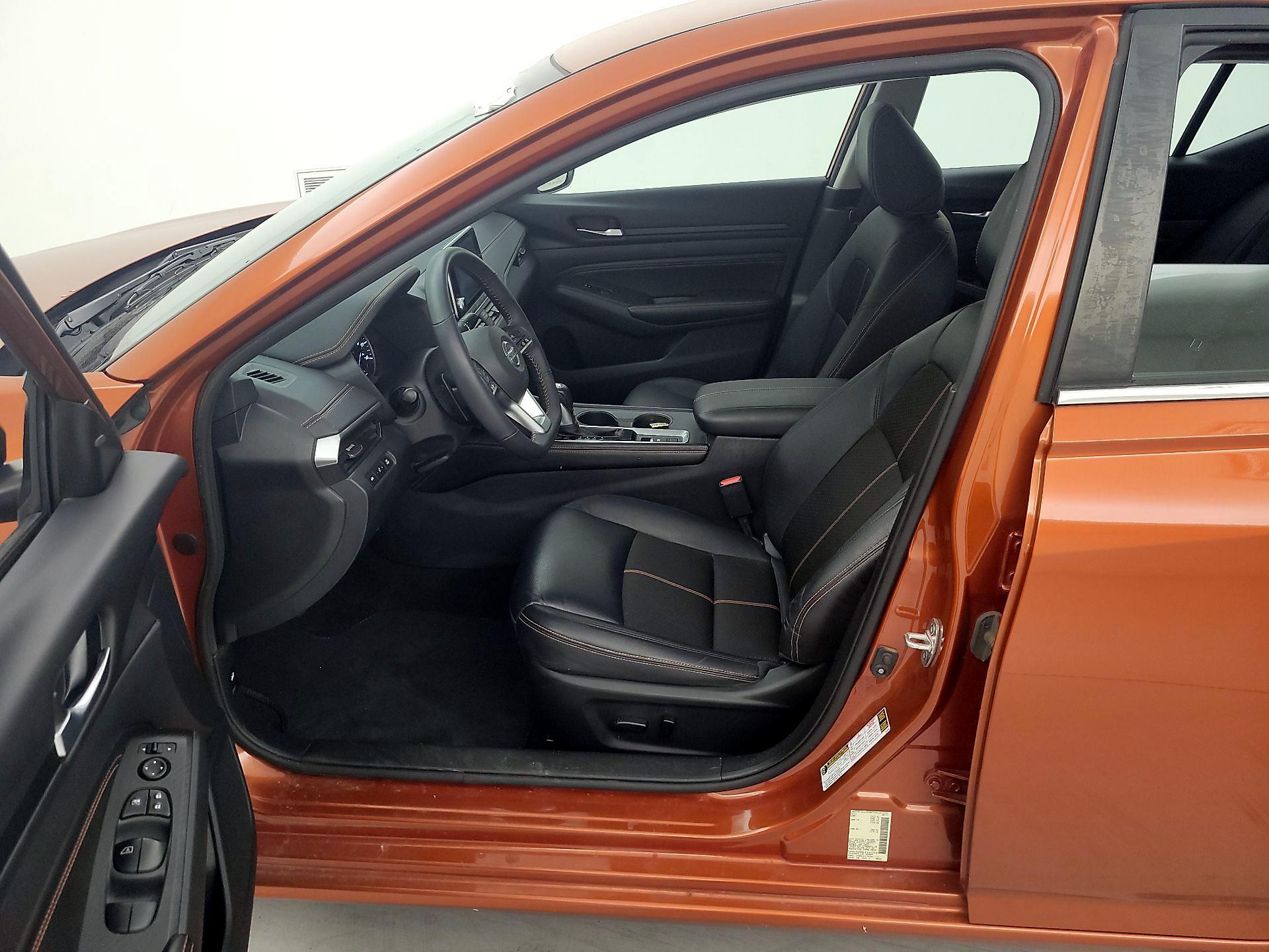 Thumbnail: 2022 Nissan Altima - 11