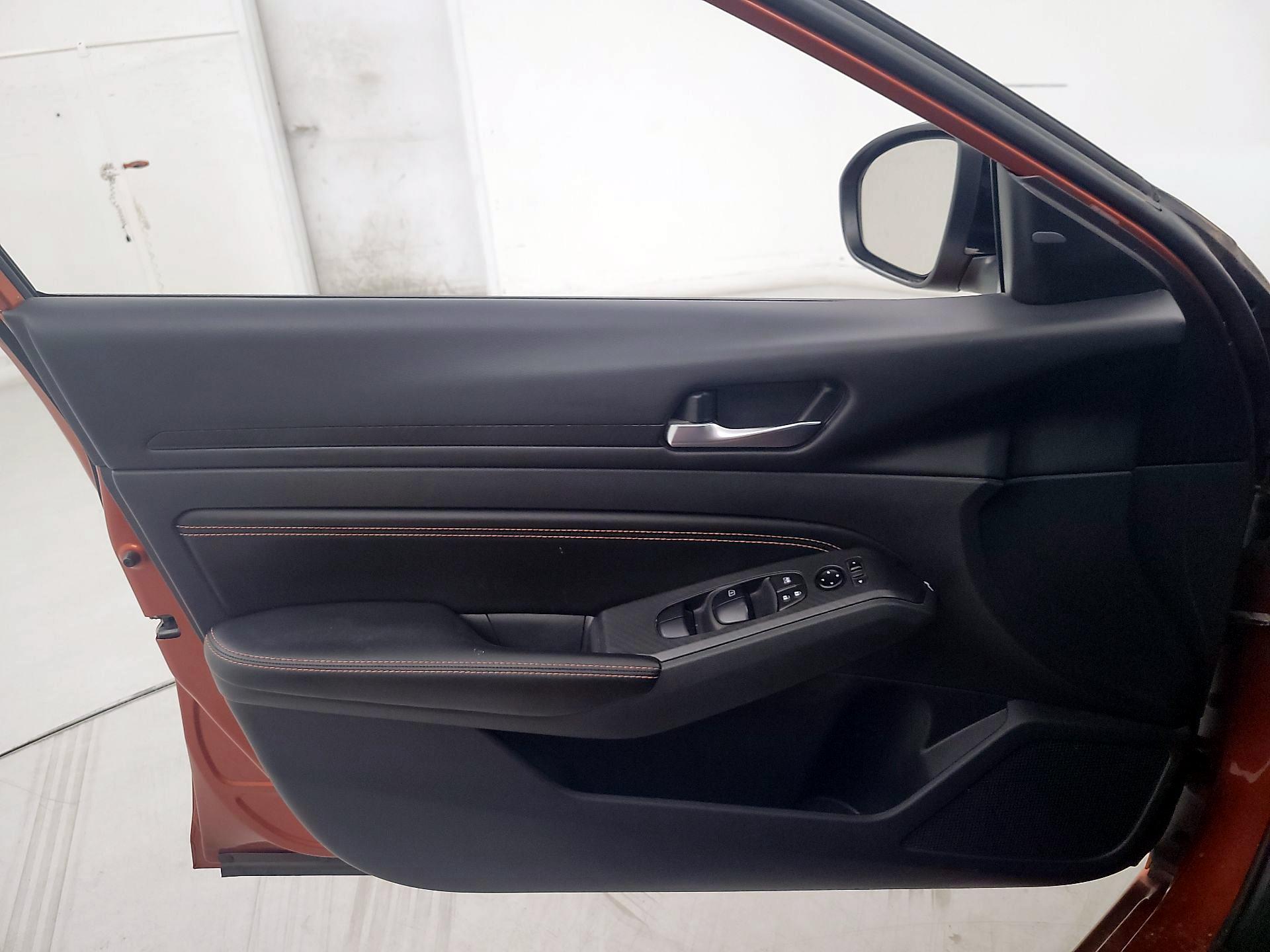 Thumbnail: 2022 Nissan Altima - 12