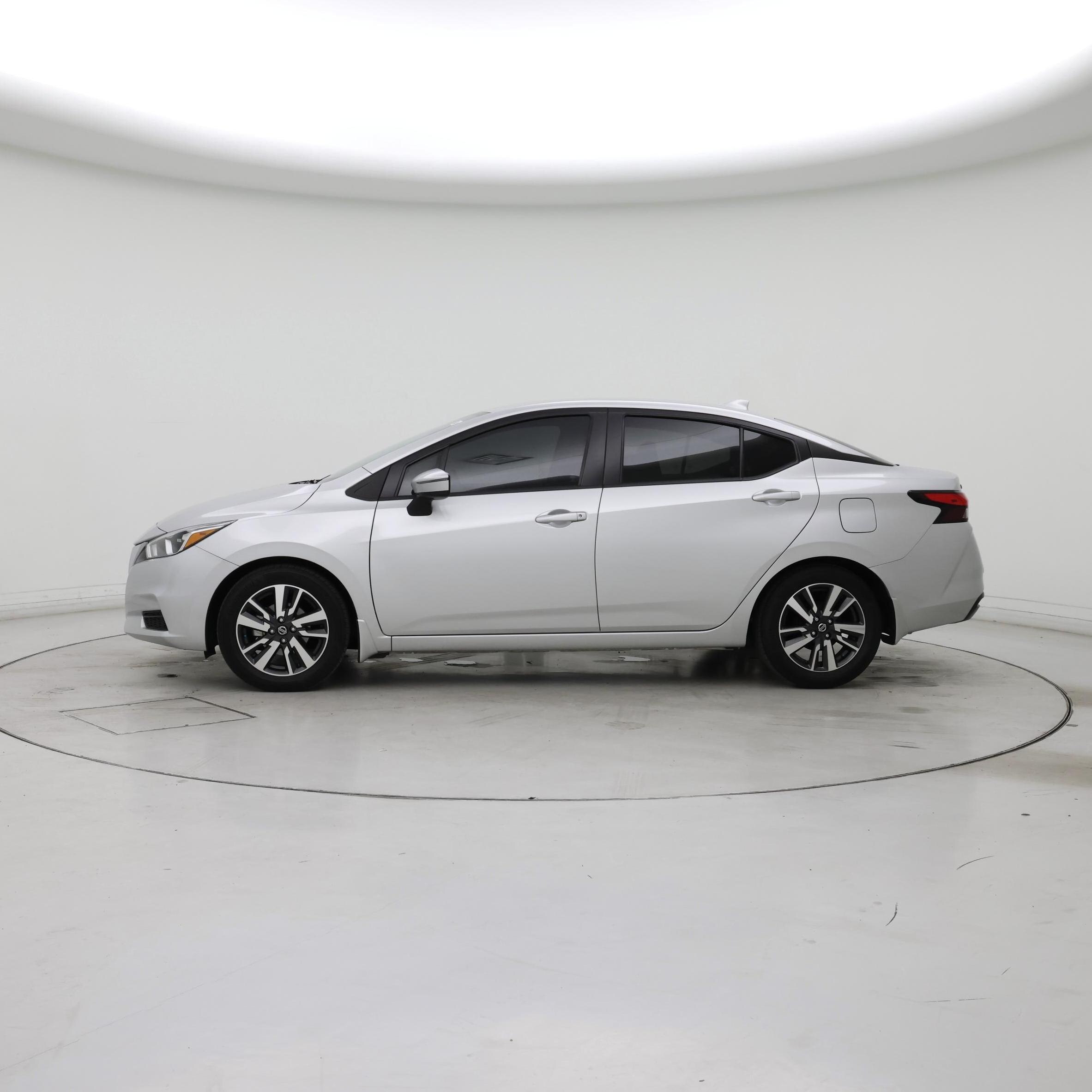 Thumbnail: 2021 Nissan Versa - 3