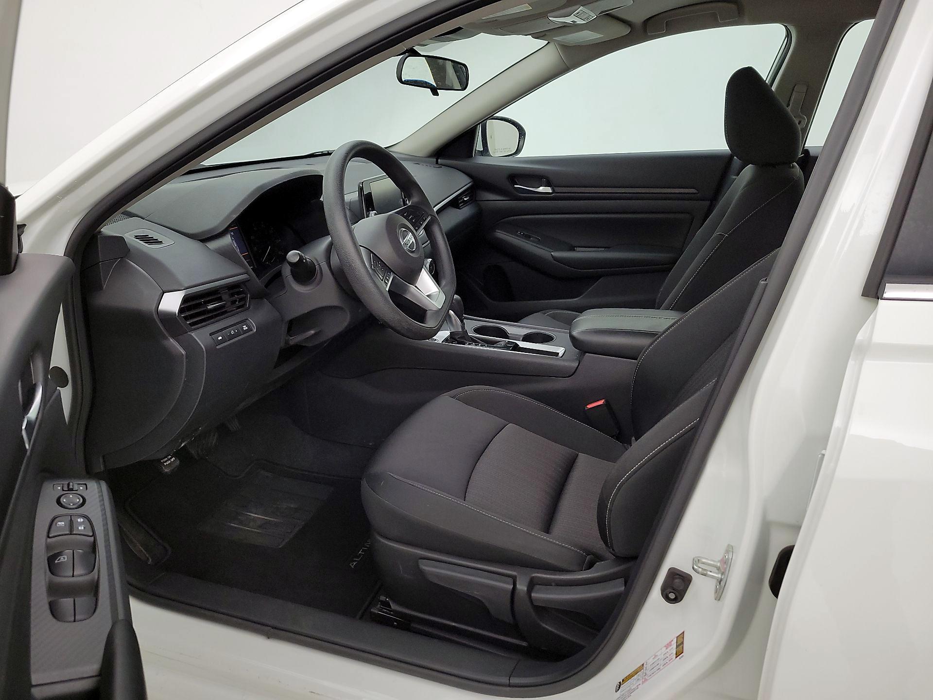 Thumbnail: 2021 Nissan Altima - 11