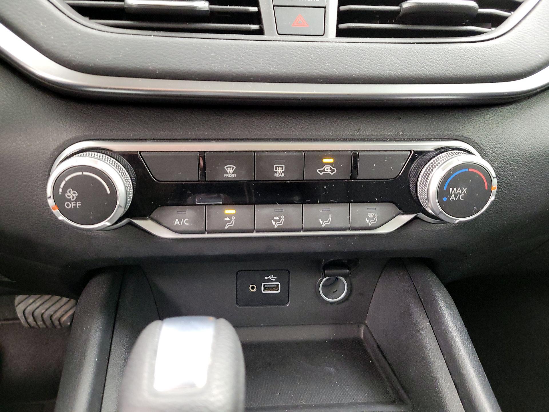 Thumbnail: 2021 Nissan Altima - 16