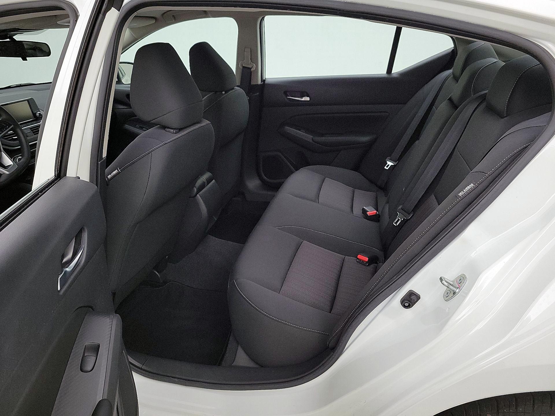 Thumbnail: 2021 Nissan Altima - 19