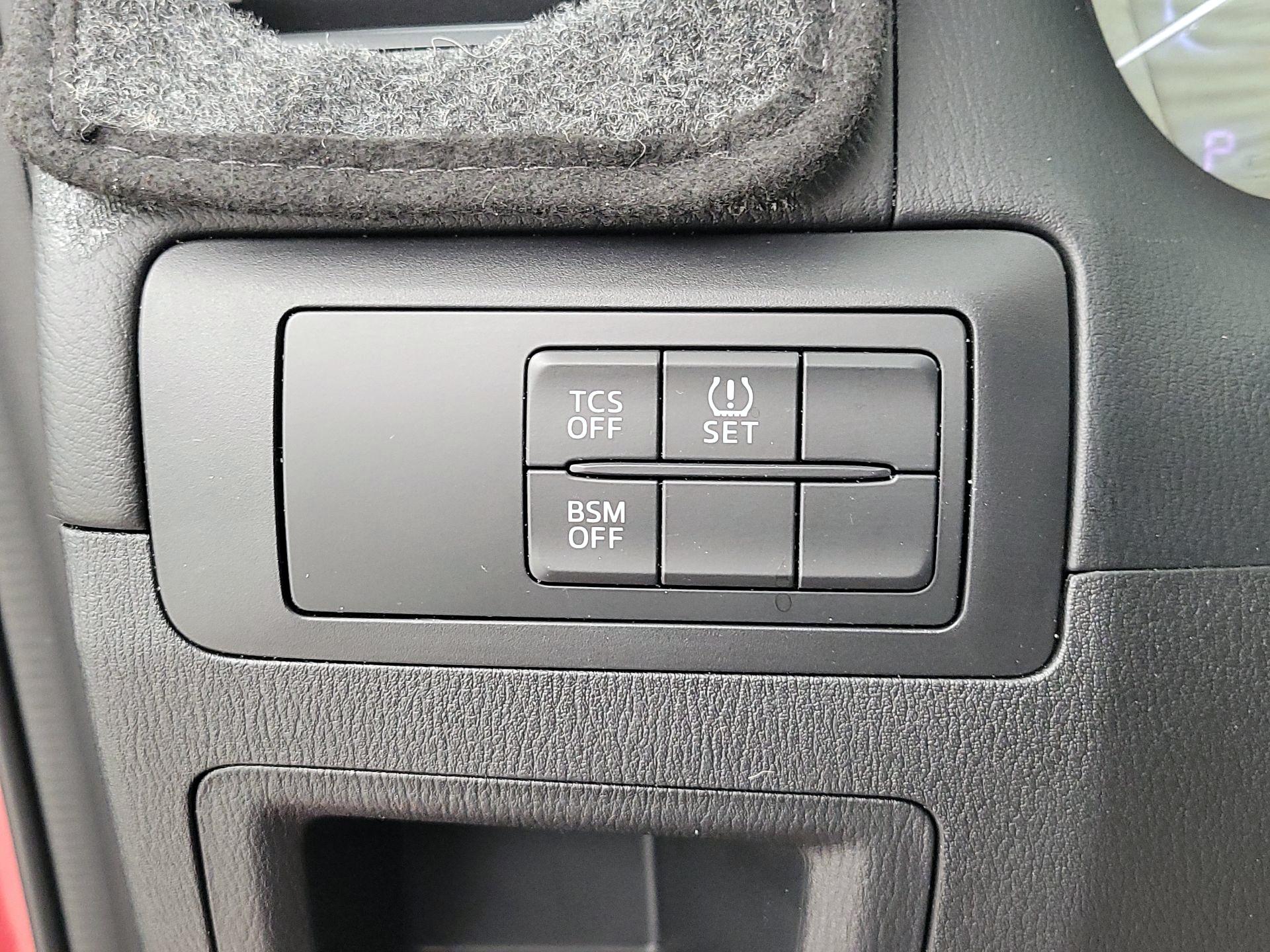 Thumbnail: 2014 Mazda CX-5 - 11