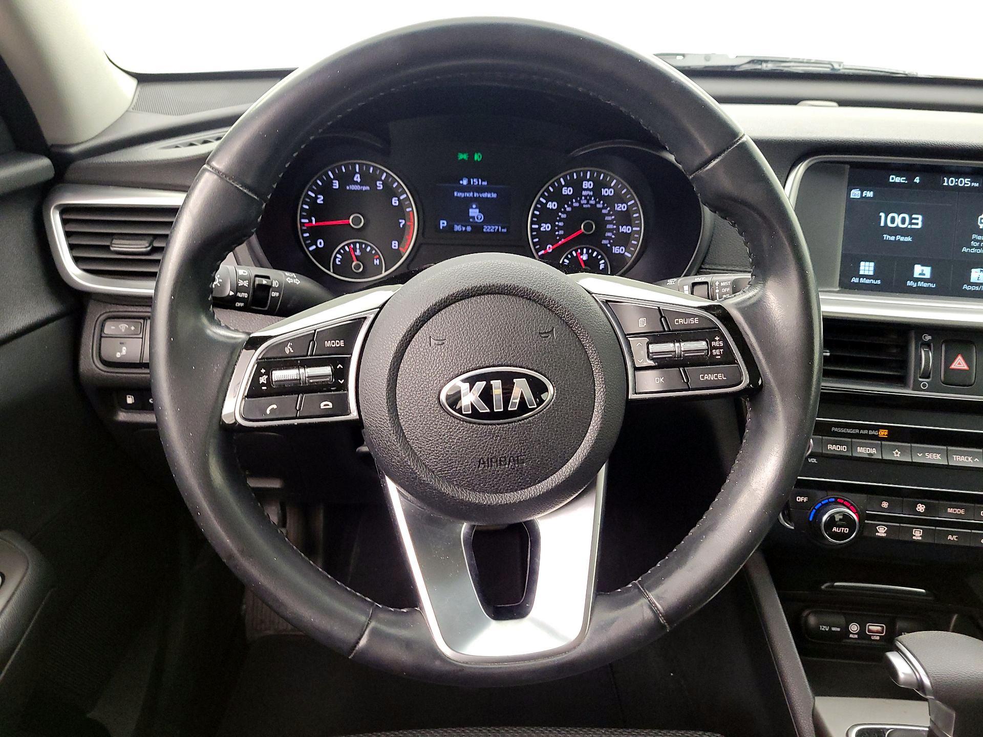 Thumbnail: 2019 Kia Optima - 10