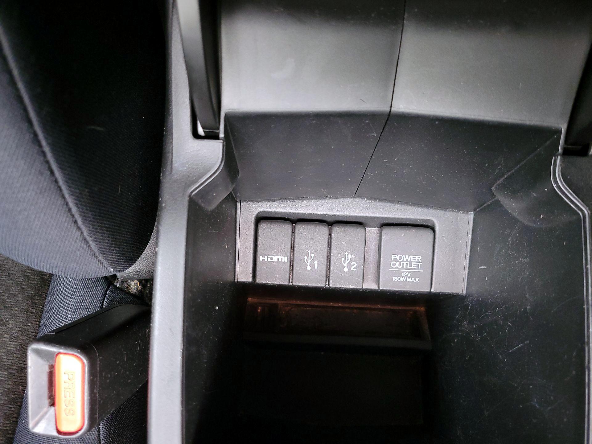 Thumbnail: 2016 Honda CR-V - 18