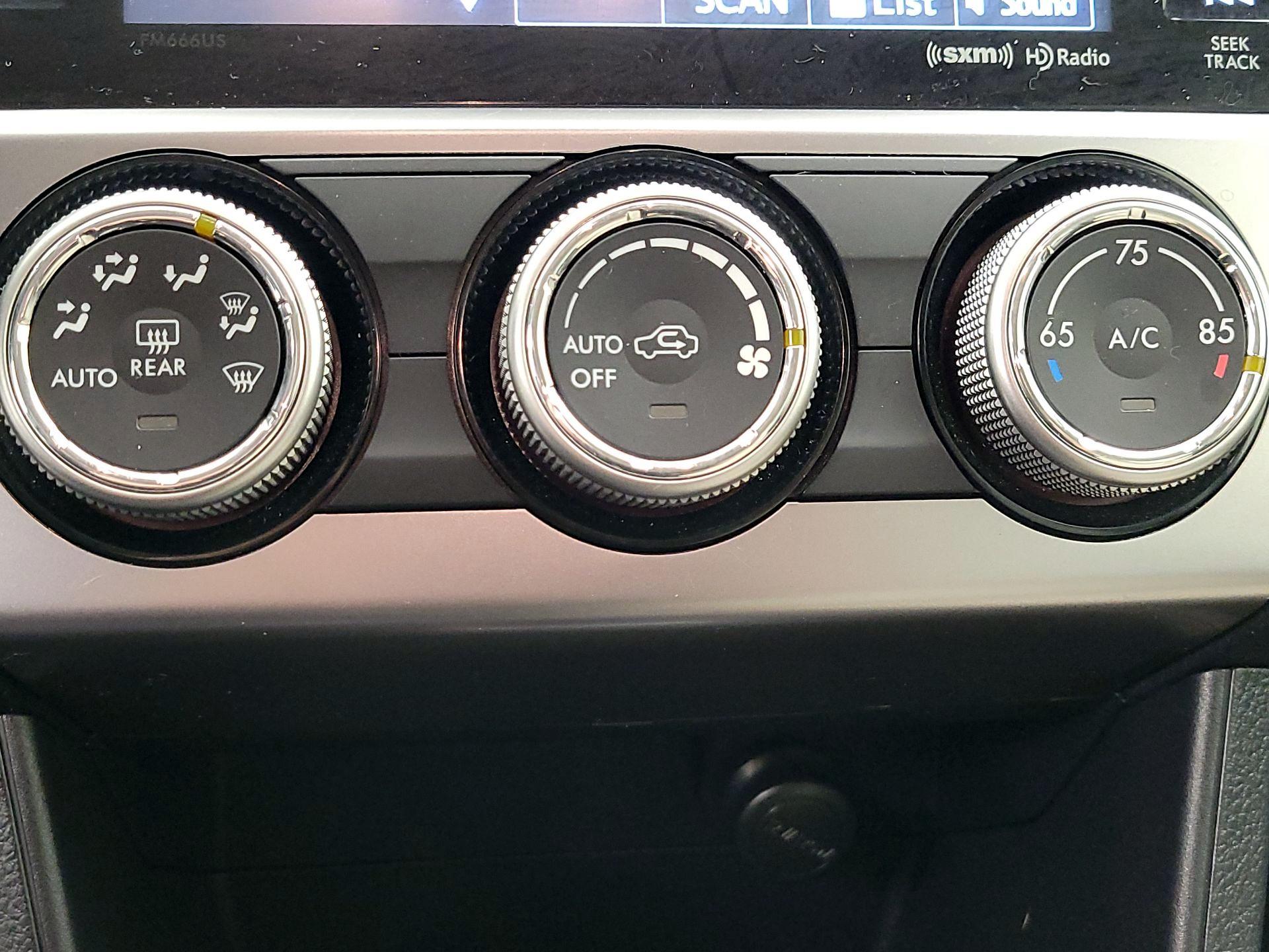 Thumbnail: 2017 Subaru Crosstrek - 16