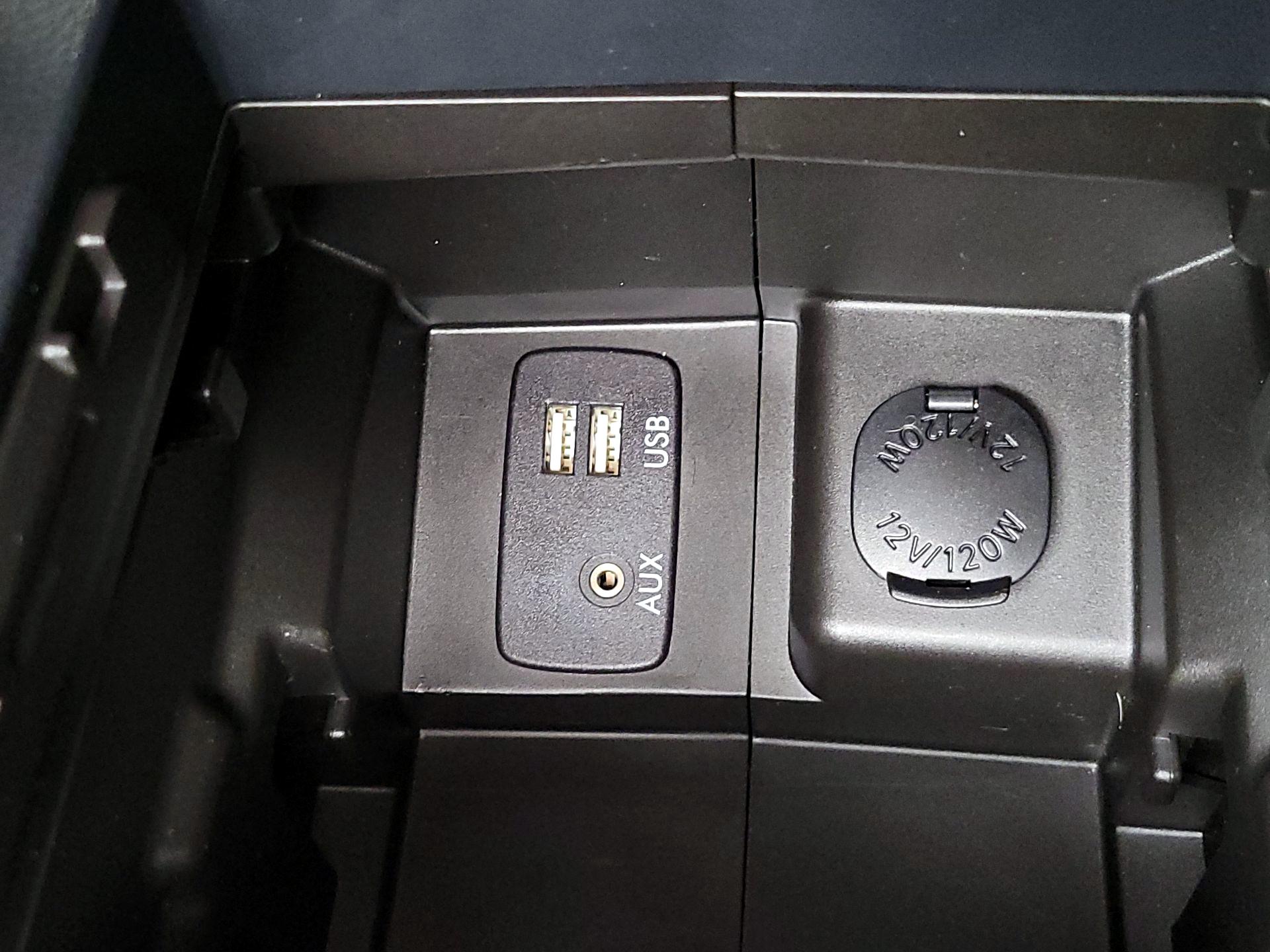 Thumbnail: 2017 Subaru Crosstrek - 18