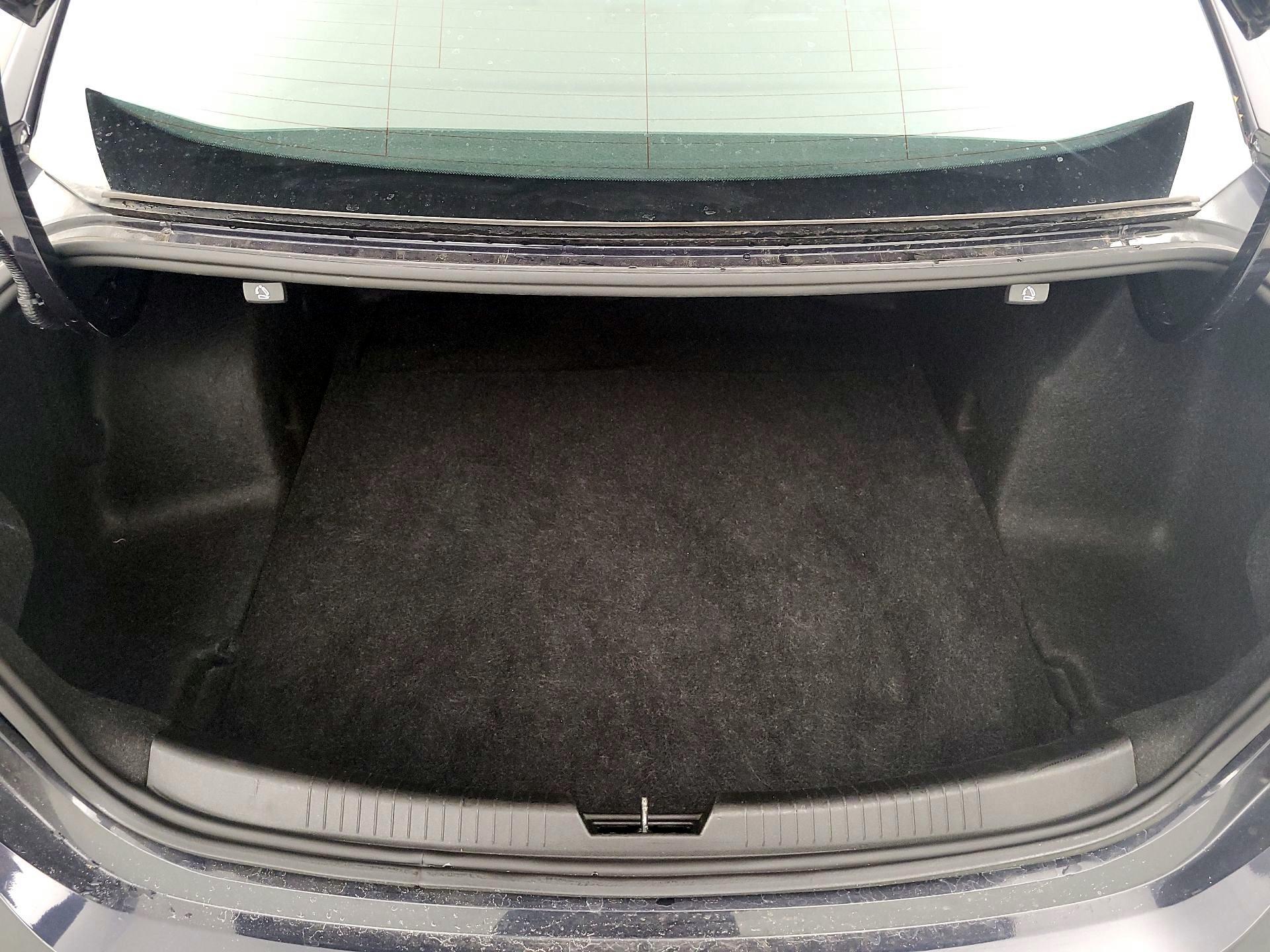 Thumbnail: 2023 Chevrolet Malibu - 16