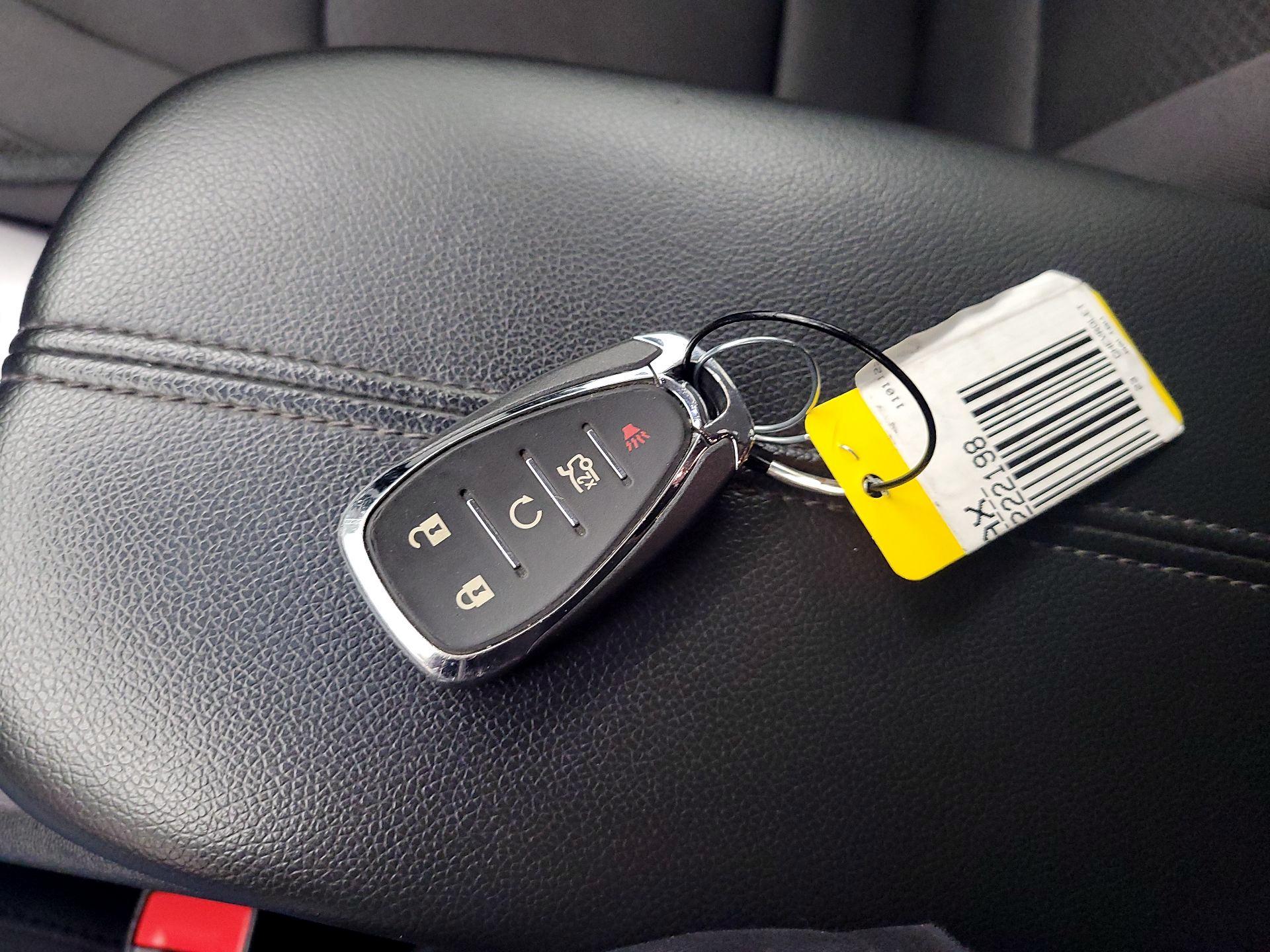 Thumbnail: 2023 Chevrolet Malibu - 18