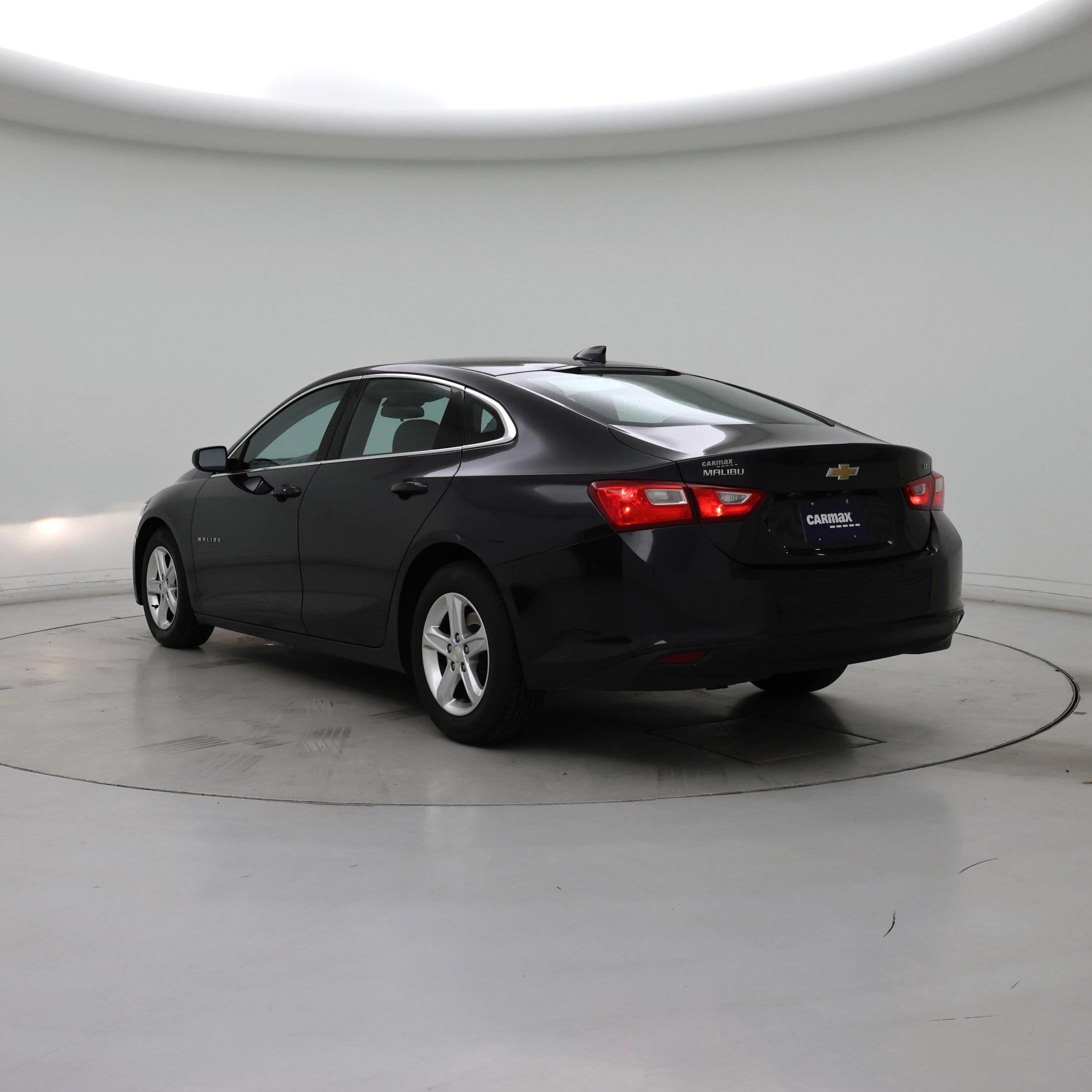 Thumbnail: 2023 Chevrolet Malibu - 2