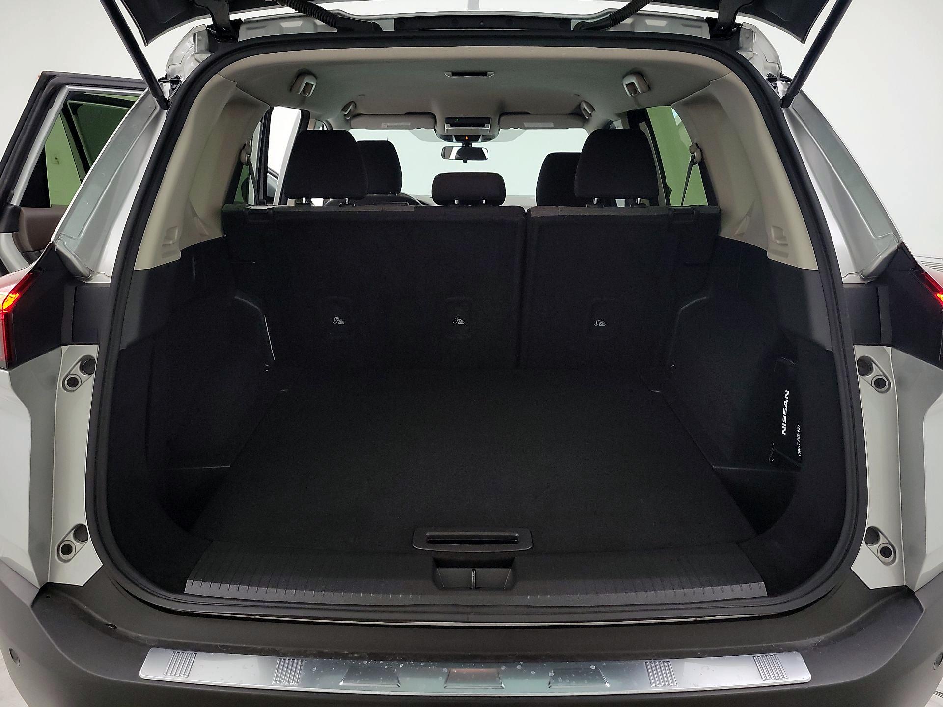 Thumbnail: 2023 Nissan Rogue - 20