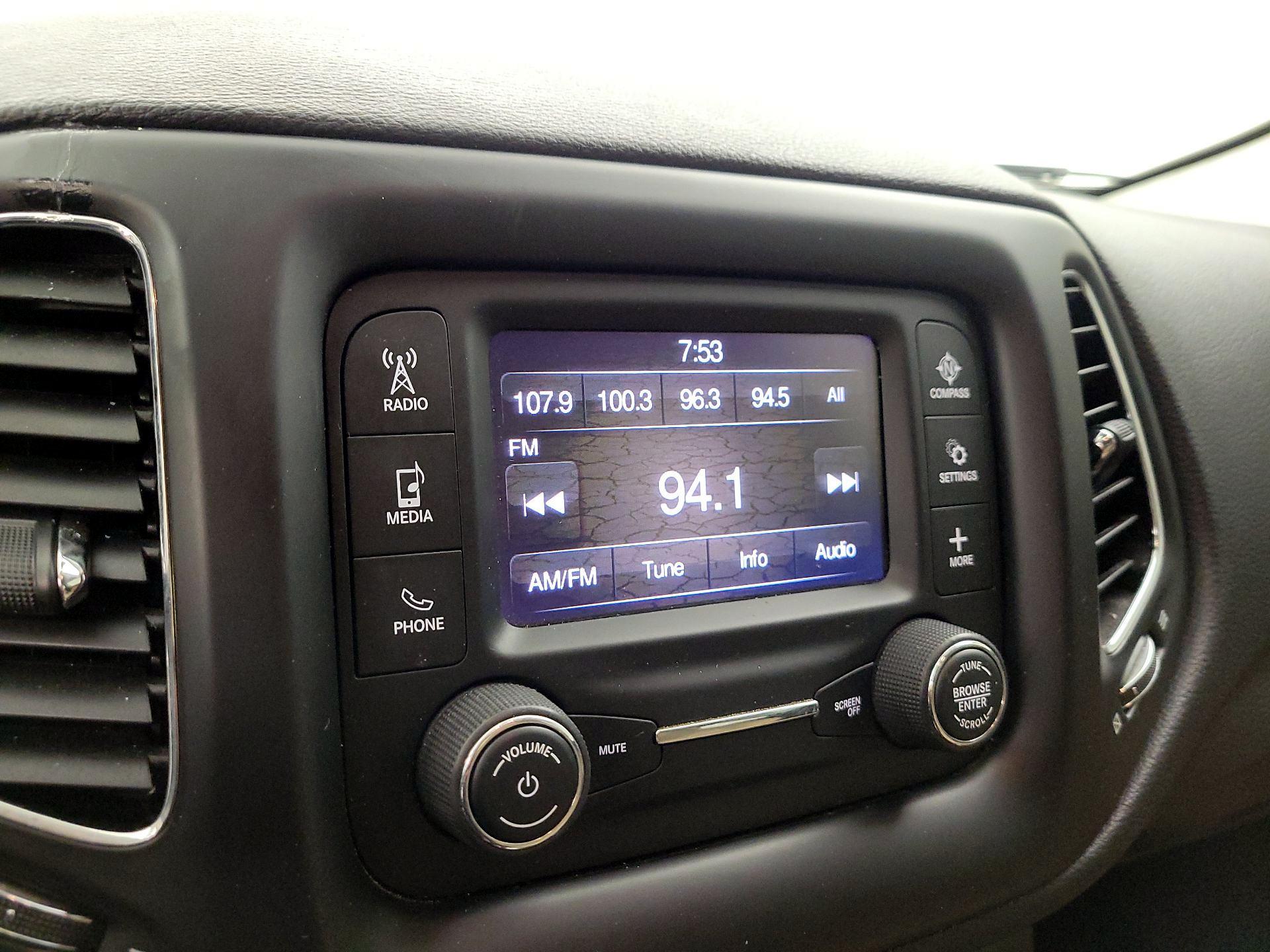 Thumbnail: 2018 Jeep Compass - 15