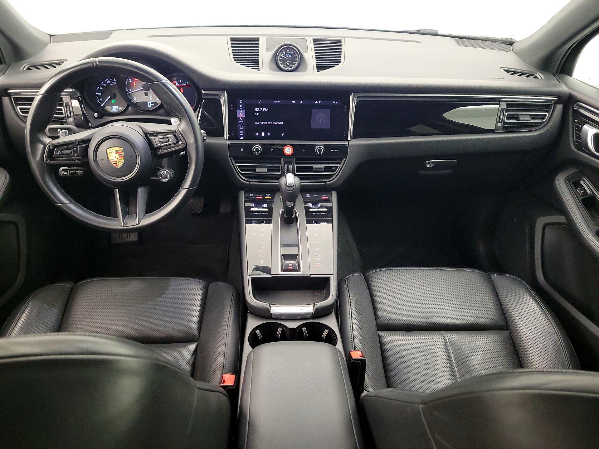 Thumbnail: 2022 Porsche Macan - 9