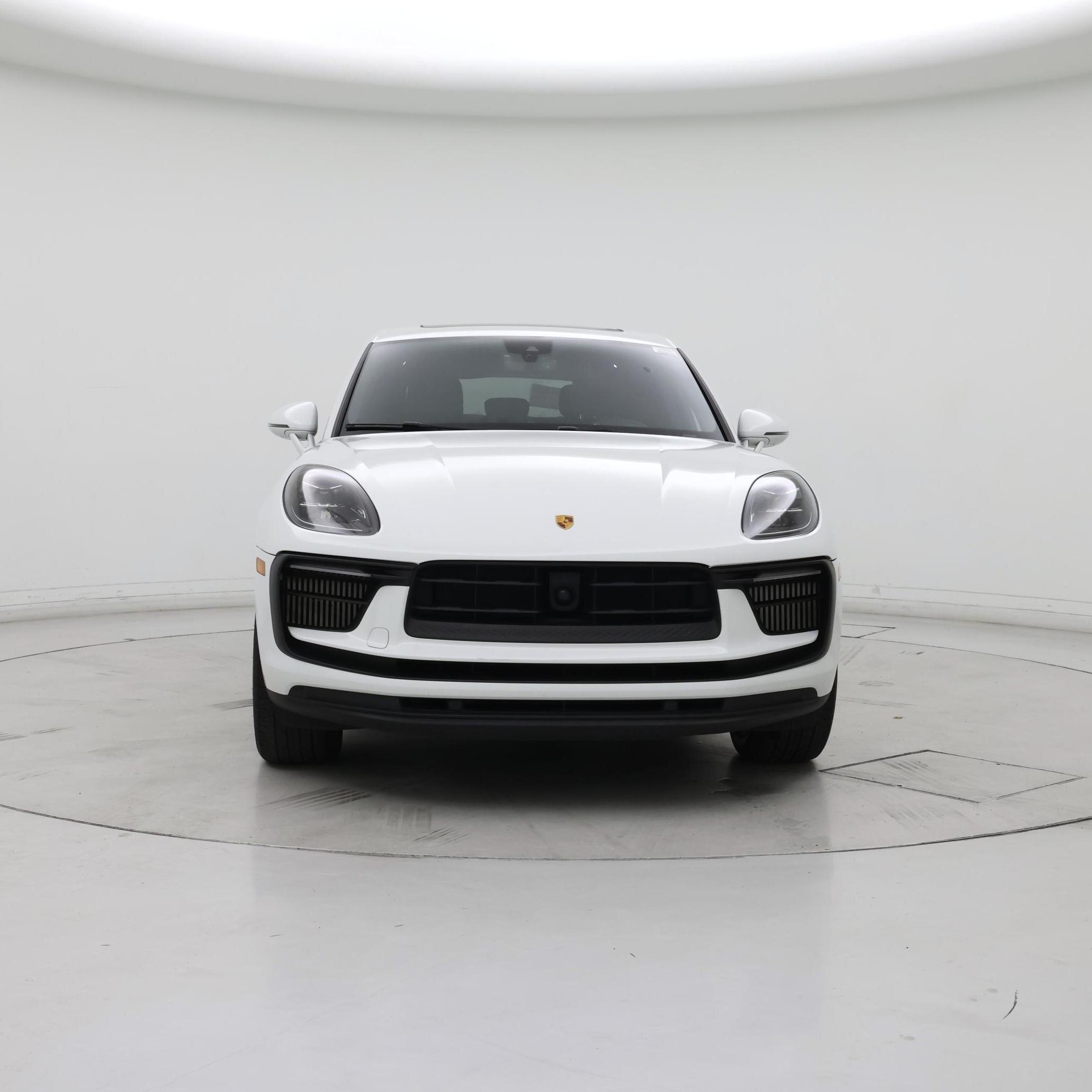 Thumbnail: 2022 Porsche Macan - 5