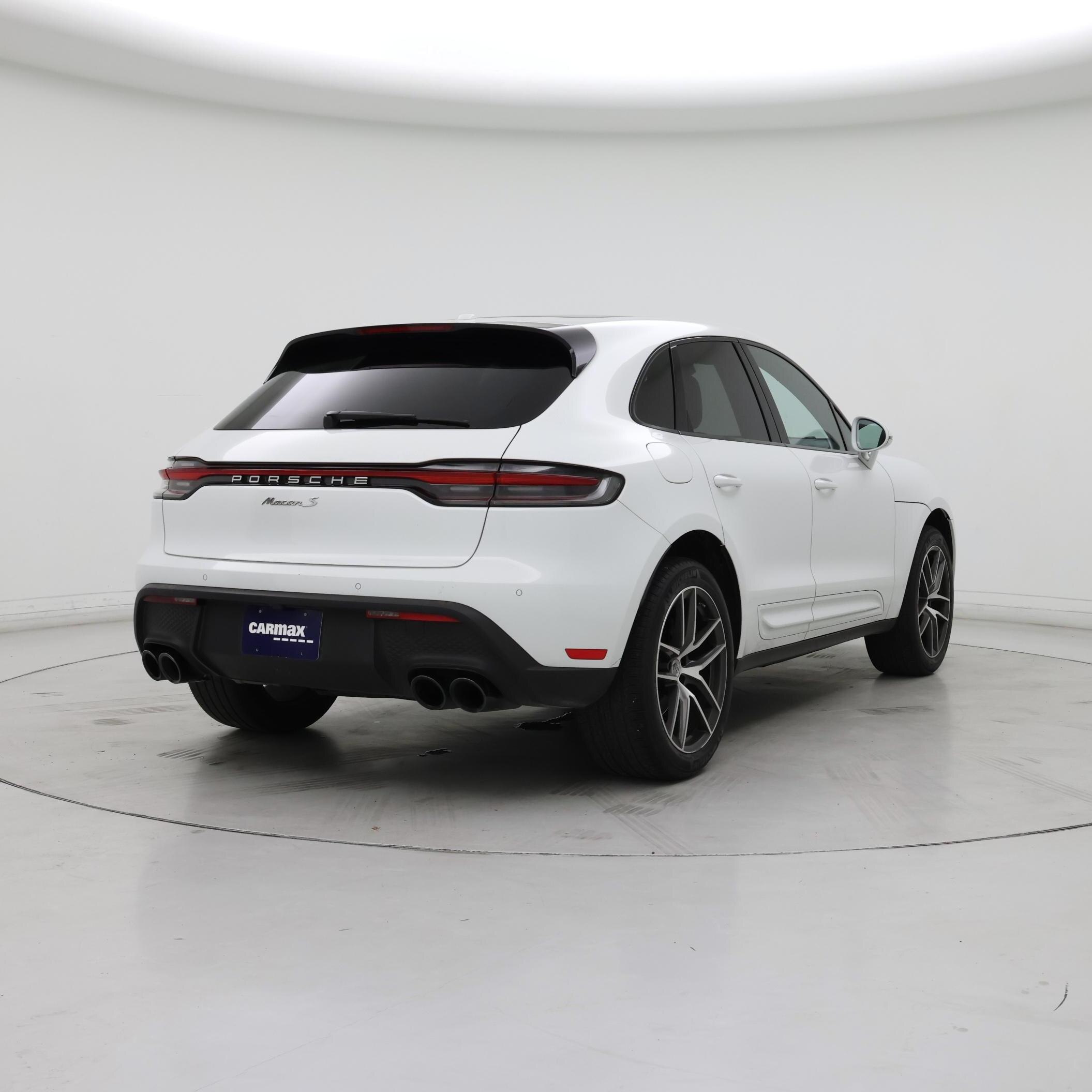 Thumbnail: 2022 Porsche Macan - 8