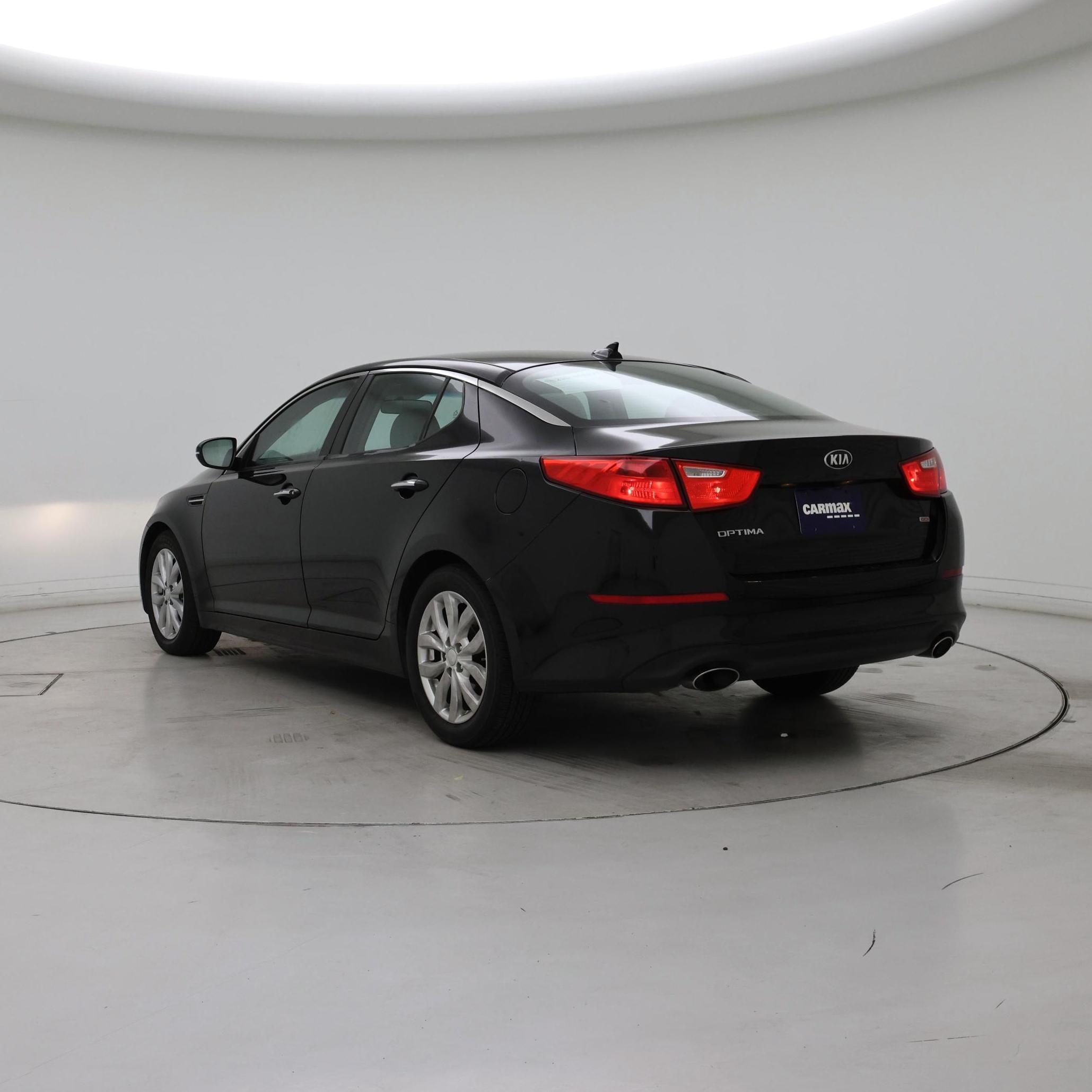 Thumbnail: 2015 Kia Optima - 2