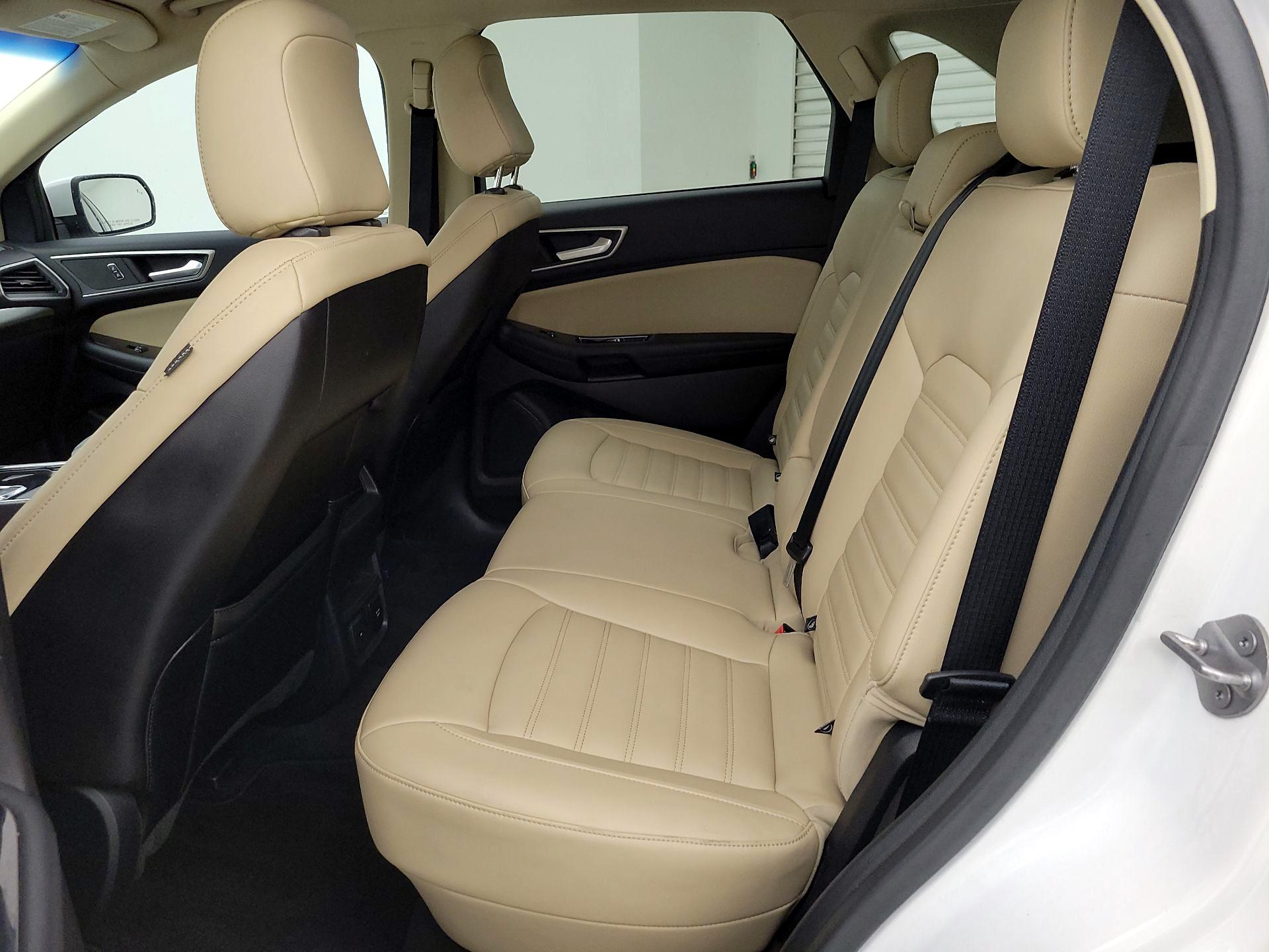 Thumbnail: 2020 Ford Edge - 20