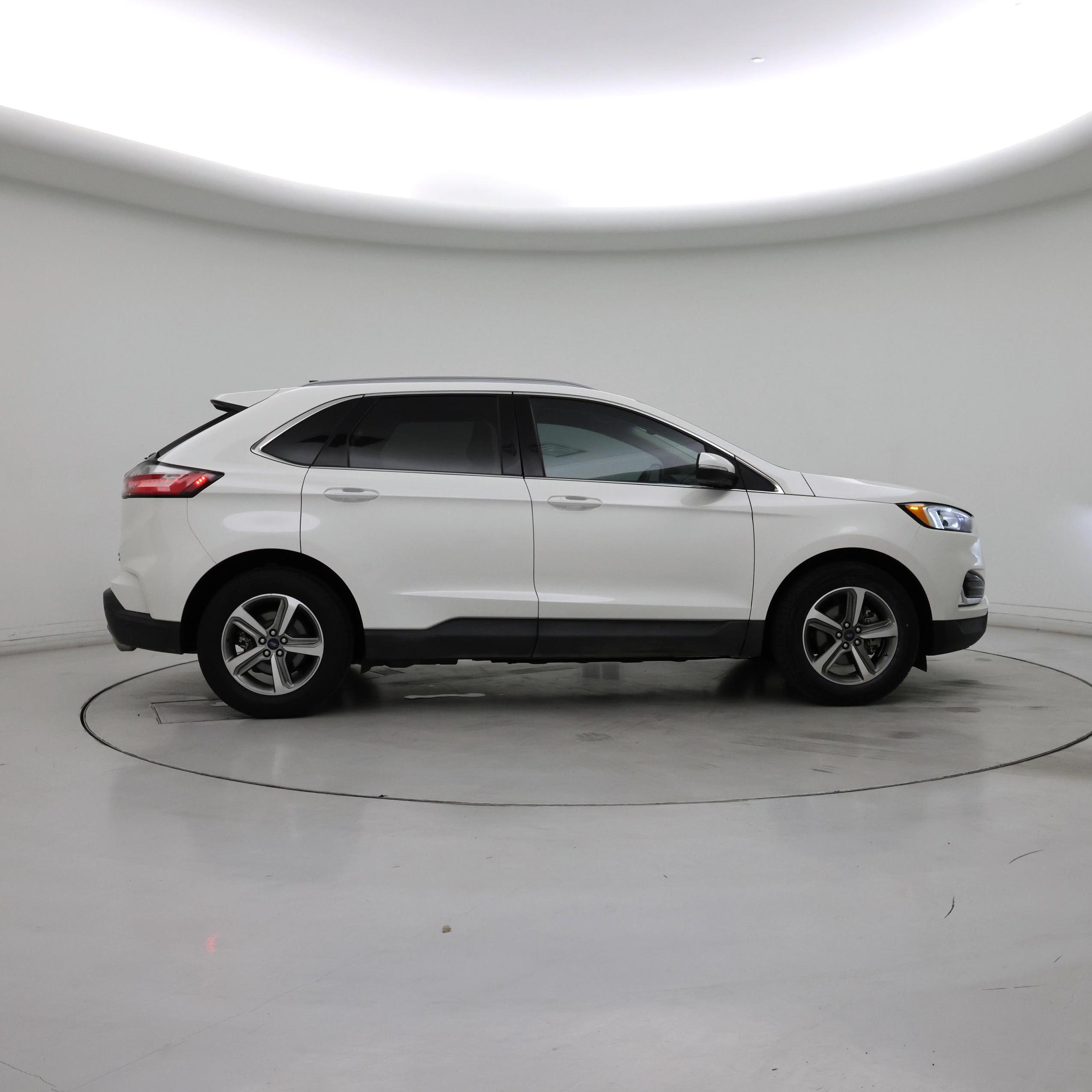 Thumbnail: 2020 Ford Edge - 7