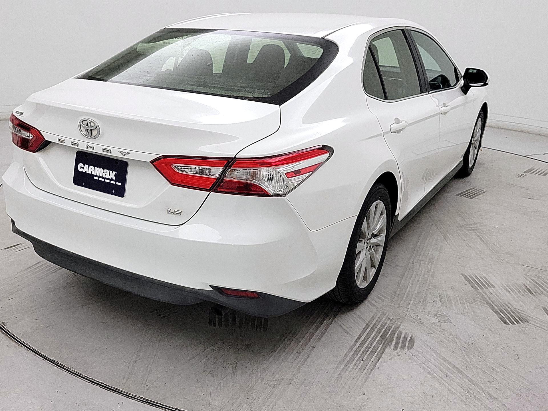 Thumbnail: 2018 Toyota Camry - 5