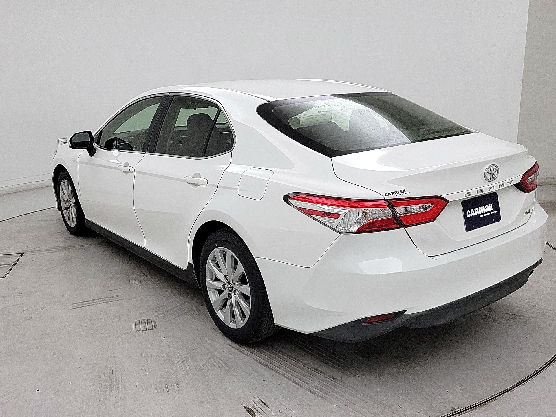 Thumbnail: 2018 Toyota Camry - 7