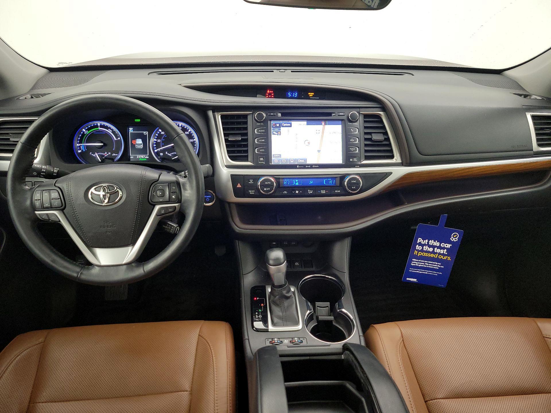 Thumbnail: 2017 Toyota Highlander - 9