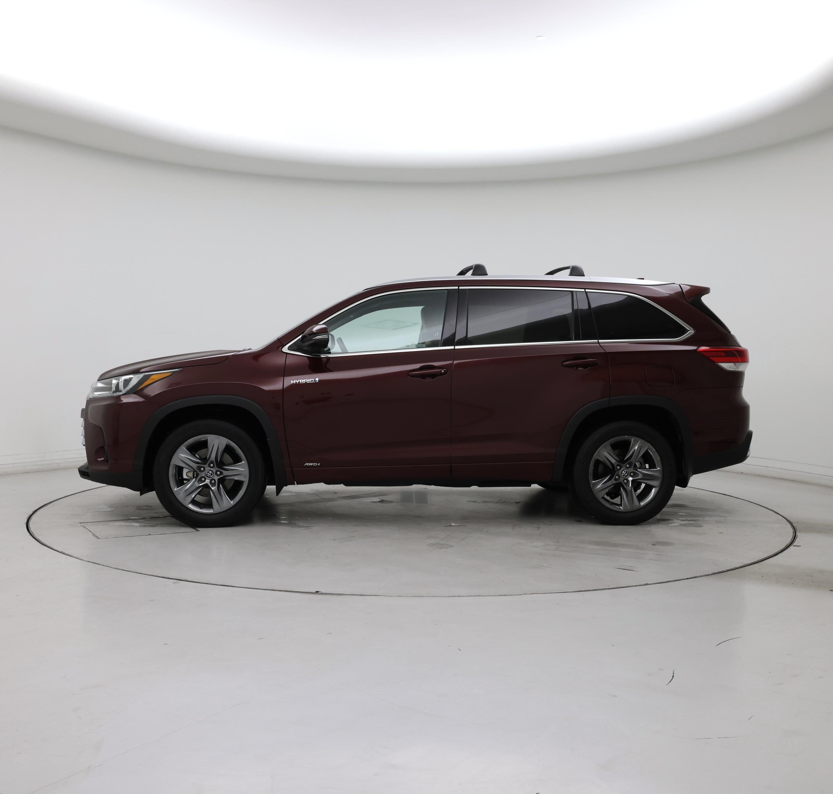 Thumbnail: 2017 Toyota Highlander - 3