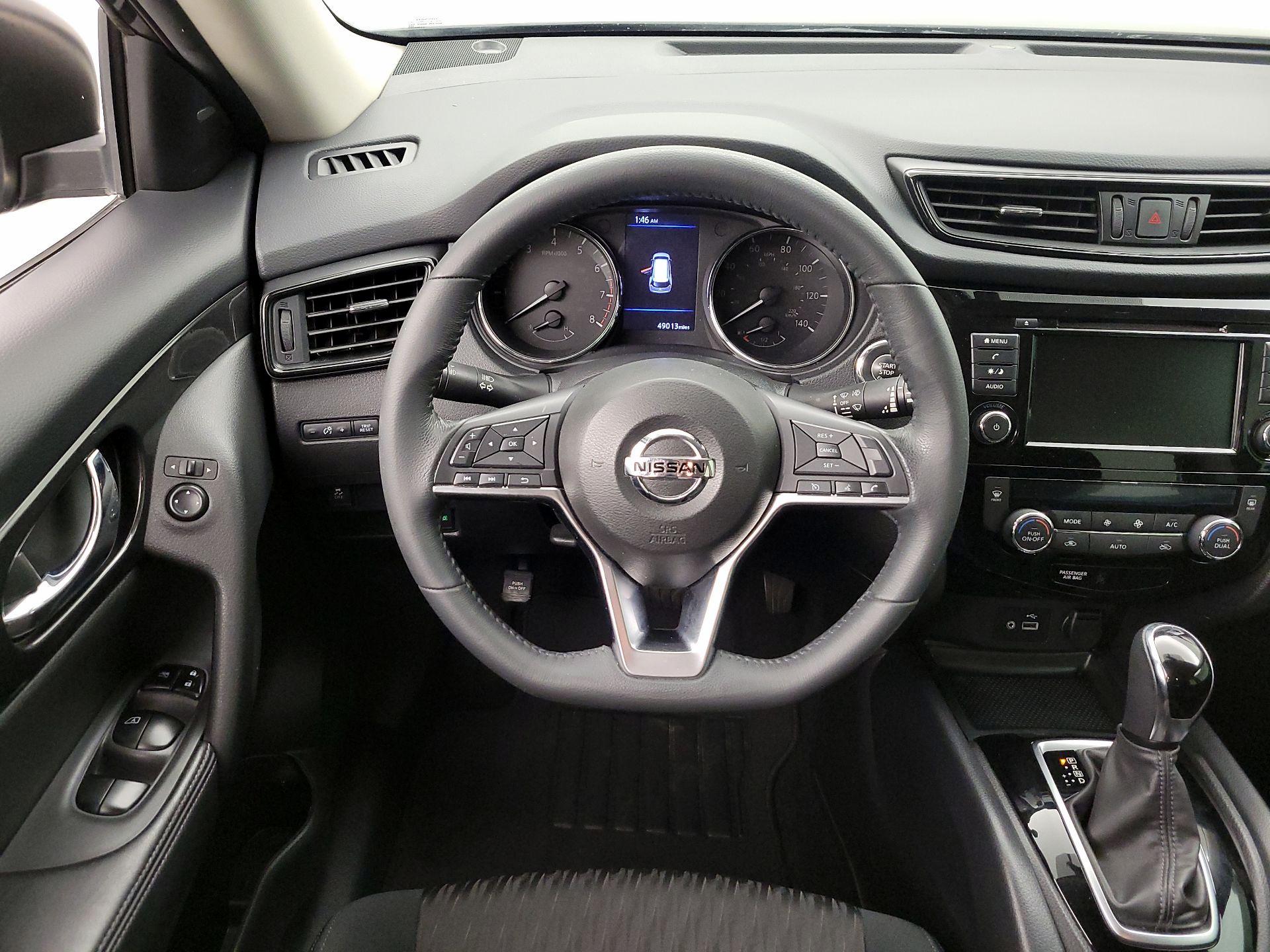 Thumbnail: 2018 Nissan Rogue - 10