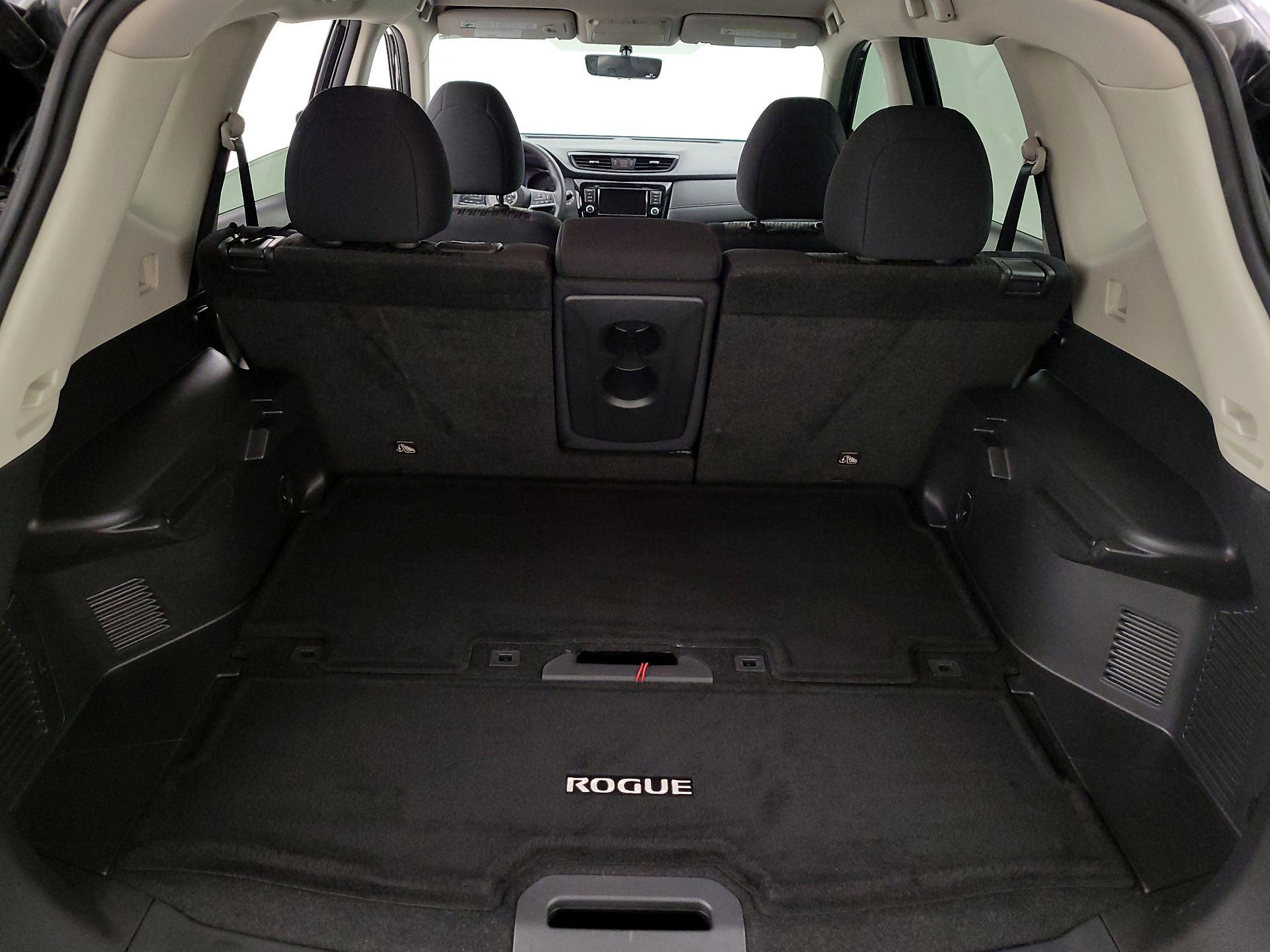 Thumbnail: 2018 Nissan Rogue - 20