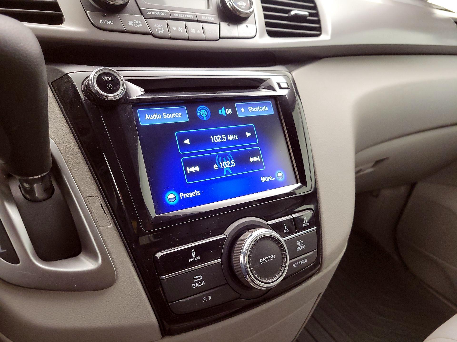 Thumbnail: 2016 Honda Odyssey - 15