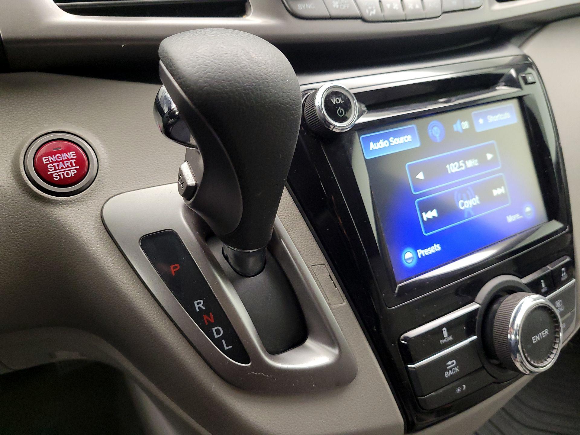 Thumbnail: 2016 Honda Odyssey - 17