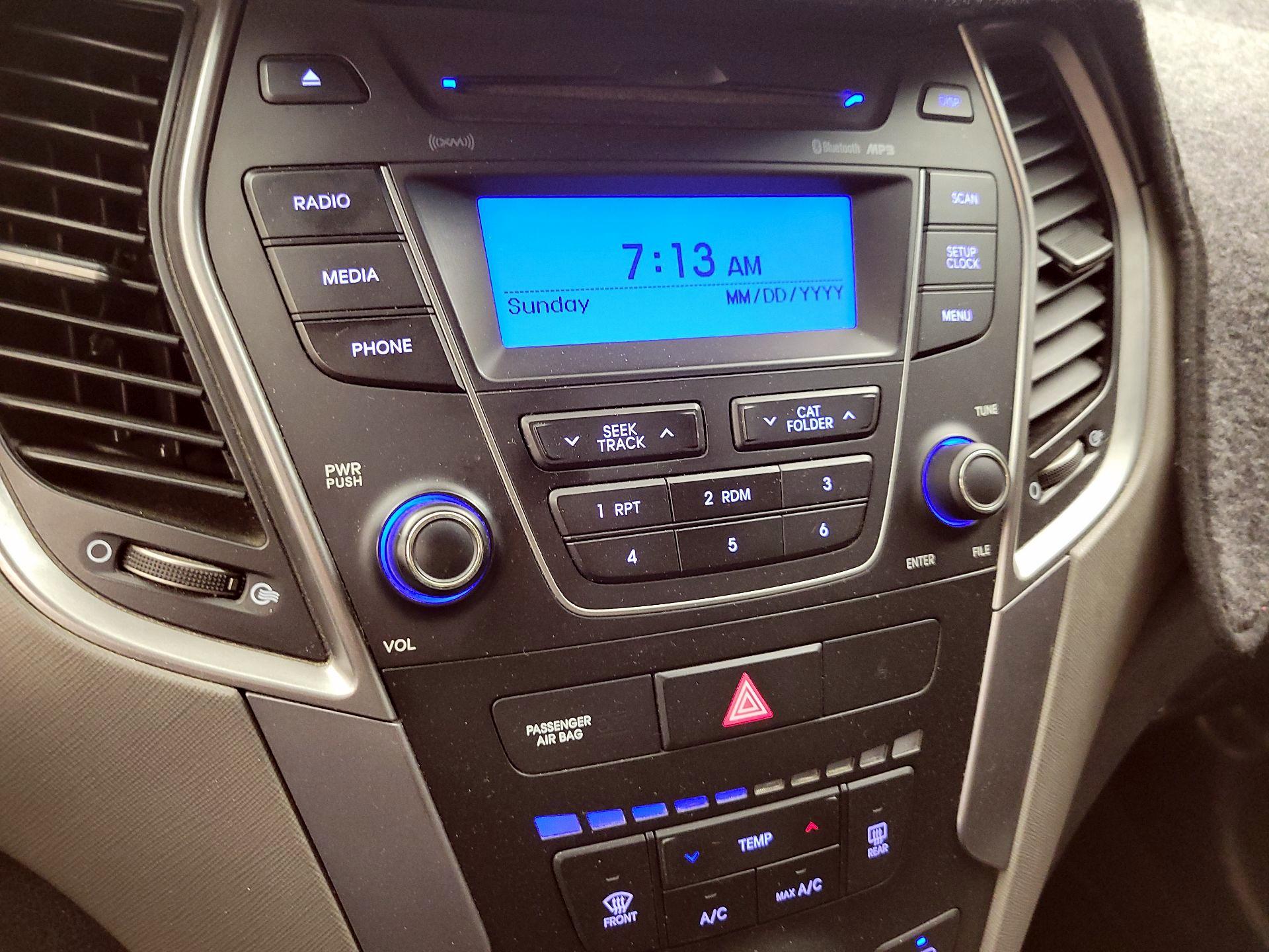 Thumbnail: 2015 Hyundai Santa Fe - 13