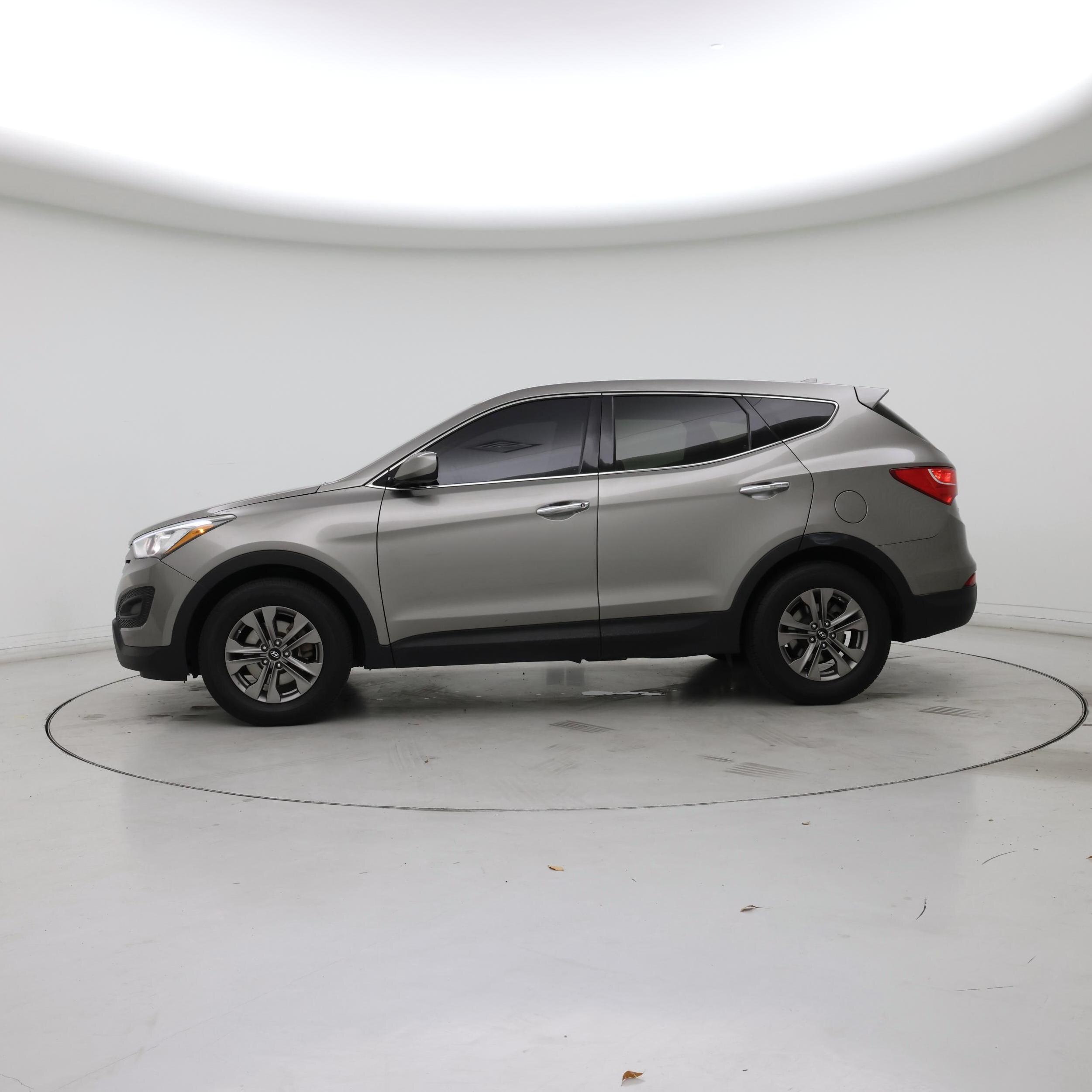 Thumbnail: 2015 Hyundai Santa Fe - 3