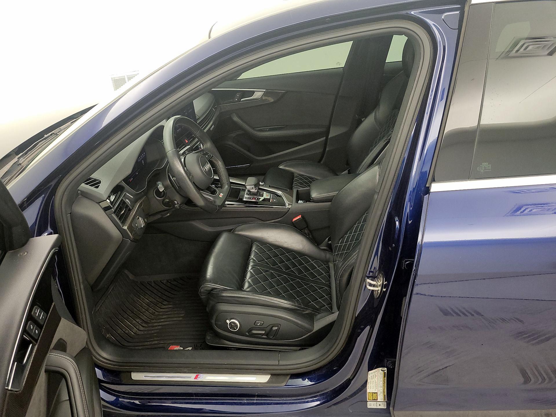 Thumbnail: 2020 Audi S4 - 11